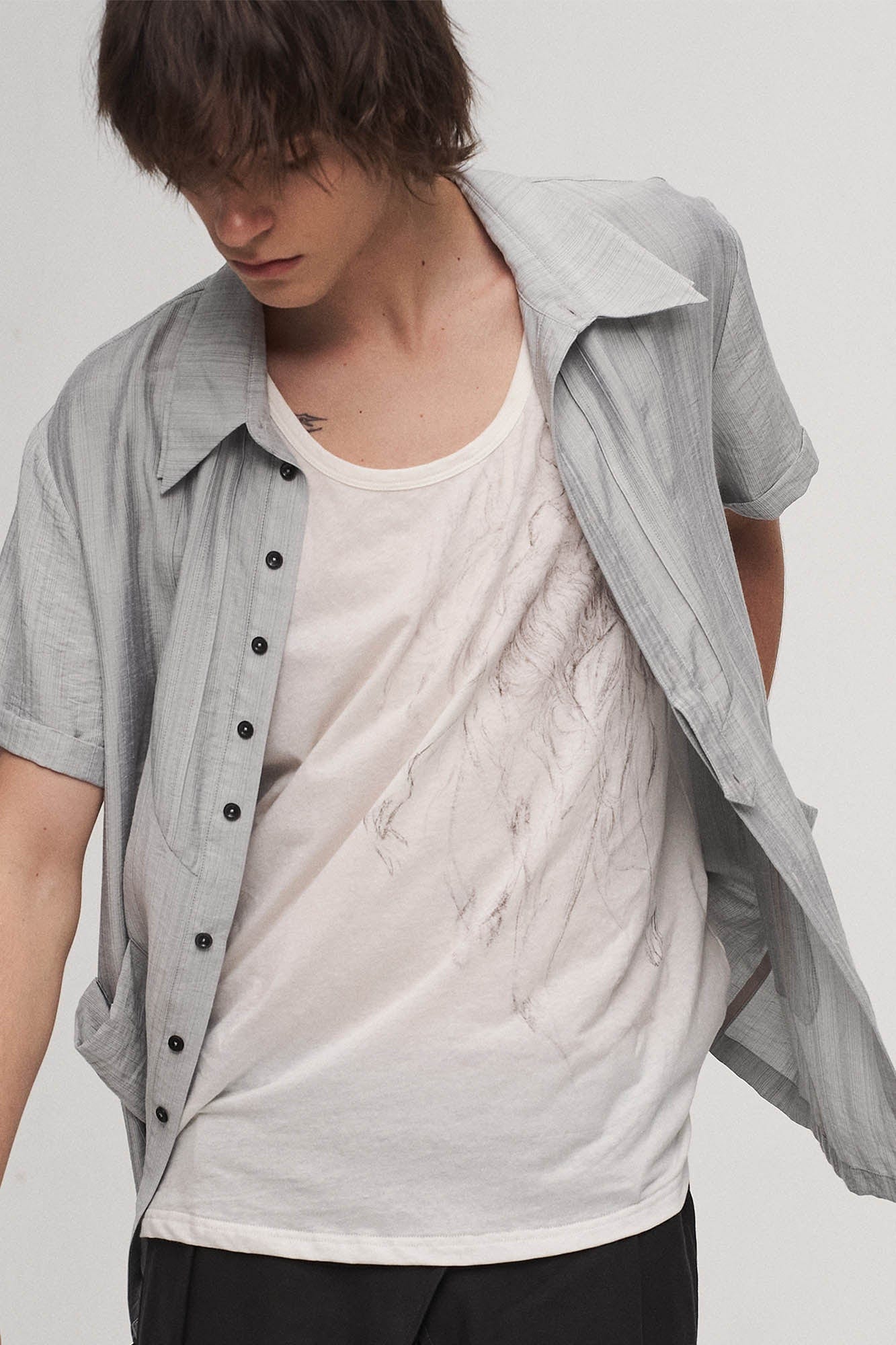 ILNya Nieternite Nifutur Stripe Crinkled Spliced Layered Collar T-Shirt Silver