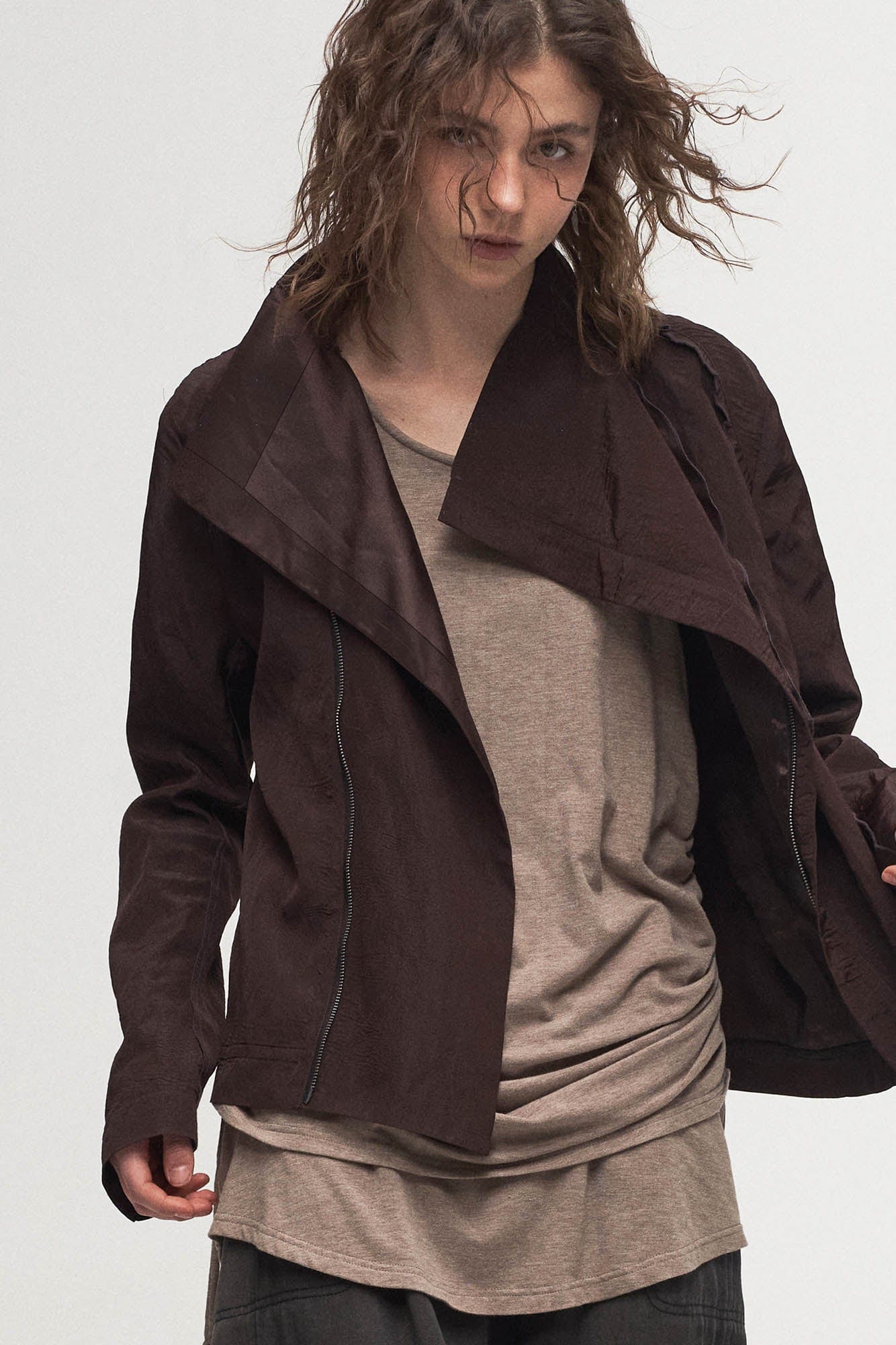 ILNya Nieternite Nifutur Ruffled Spliced High-Neck Jacket
