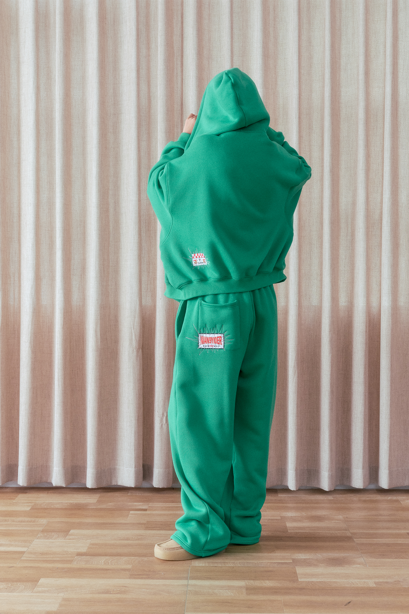 NIANJIUYIKOUER Fleece-Lined Straight-Leg Sweatpants, premium urban and streetwear designers apparel on PROJECTISR.com, NIANJIUYIKOUER