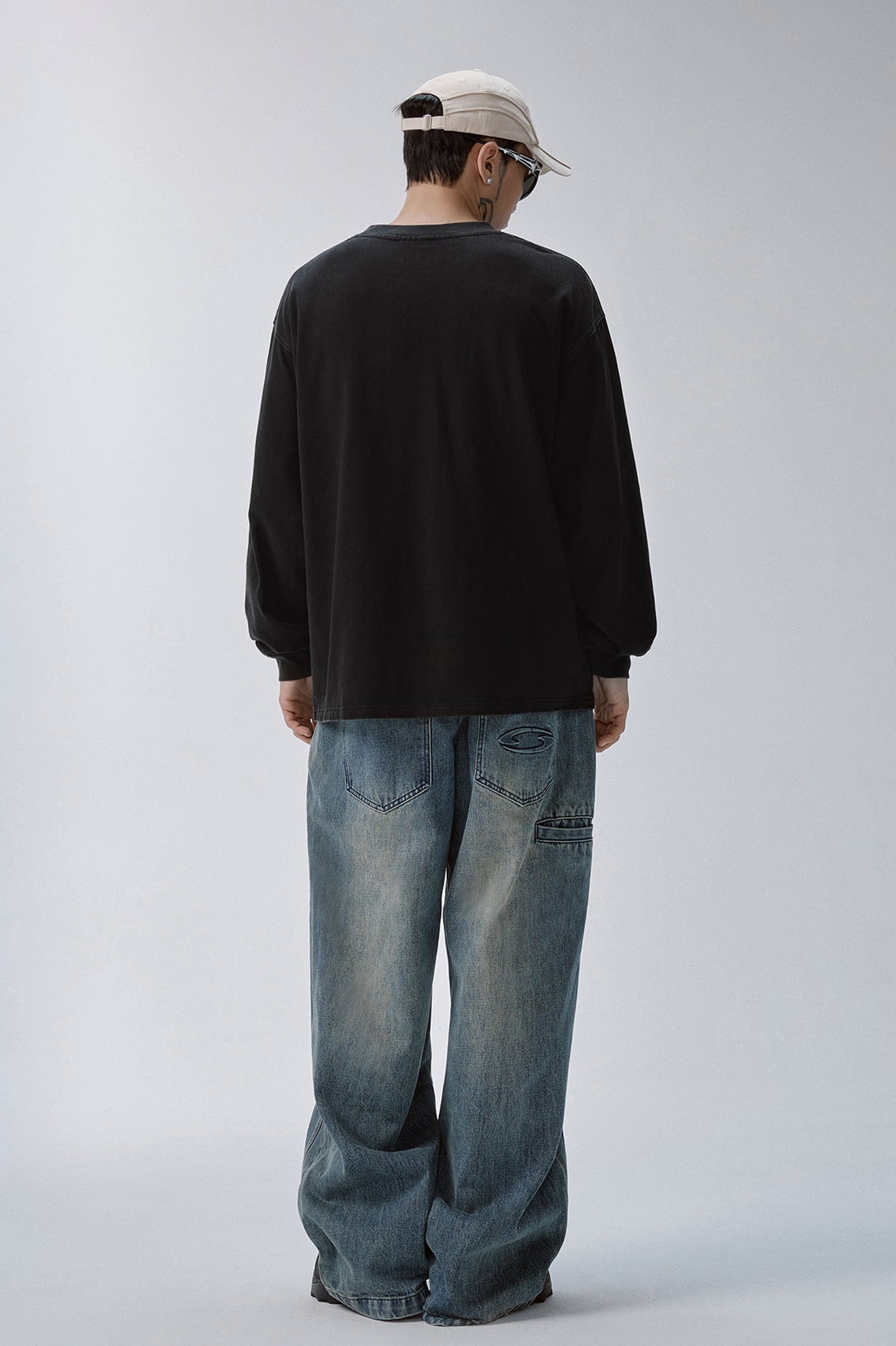 F2CE Gothic Knight Graphic Long-Sleeve Tee