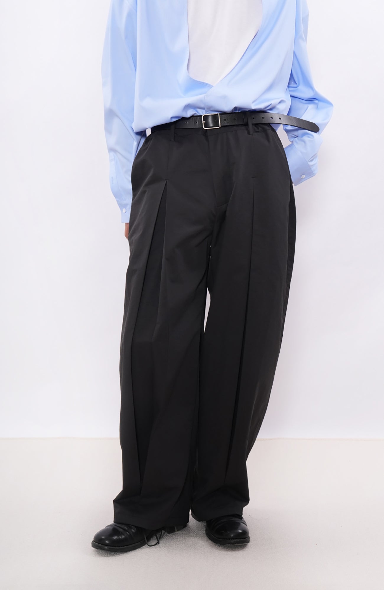 7440 37 1 Pleated Curved-Leg Pants, premium urban and streetwear designers apparel on PROJECTISR.com, 7440 37 1