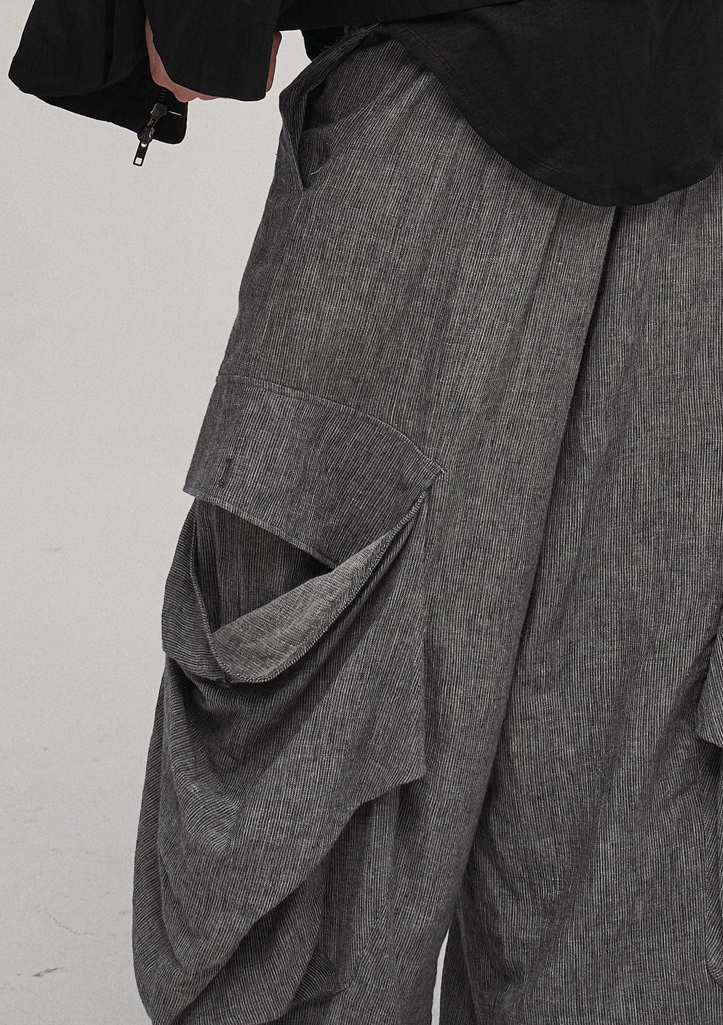 ILNya Nieternite Nifutur Big Pockets Cotton-Linen Wide-Leg Pants, premium urban and streetwear designers apparel on PROJECTISR.com, ILNya Nieternite Nifutur