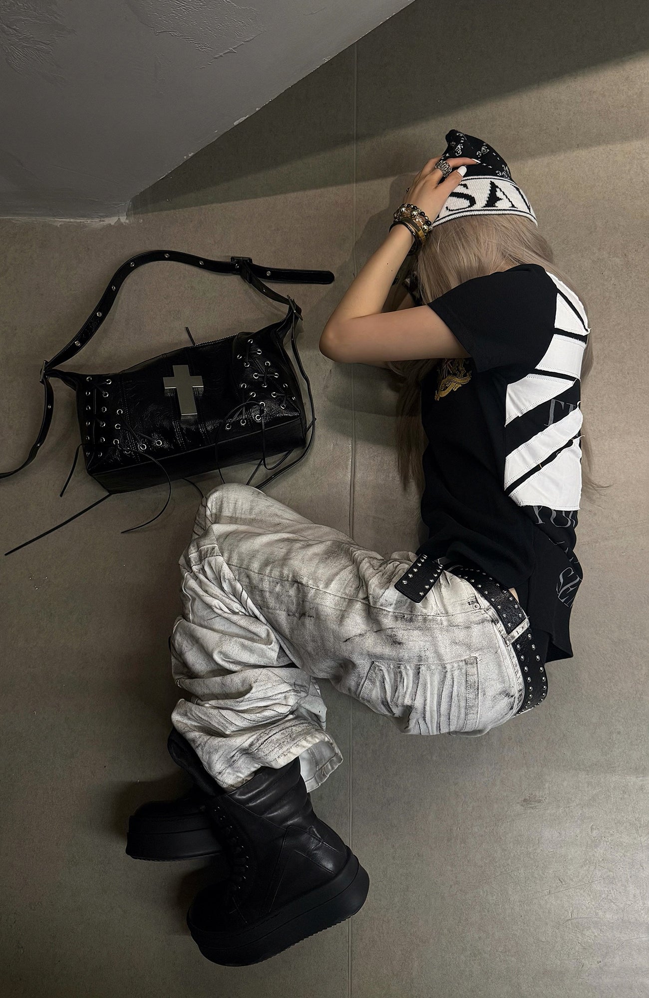 REBEL WAVE Cross Lace-Up Shoulder Bag