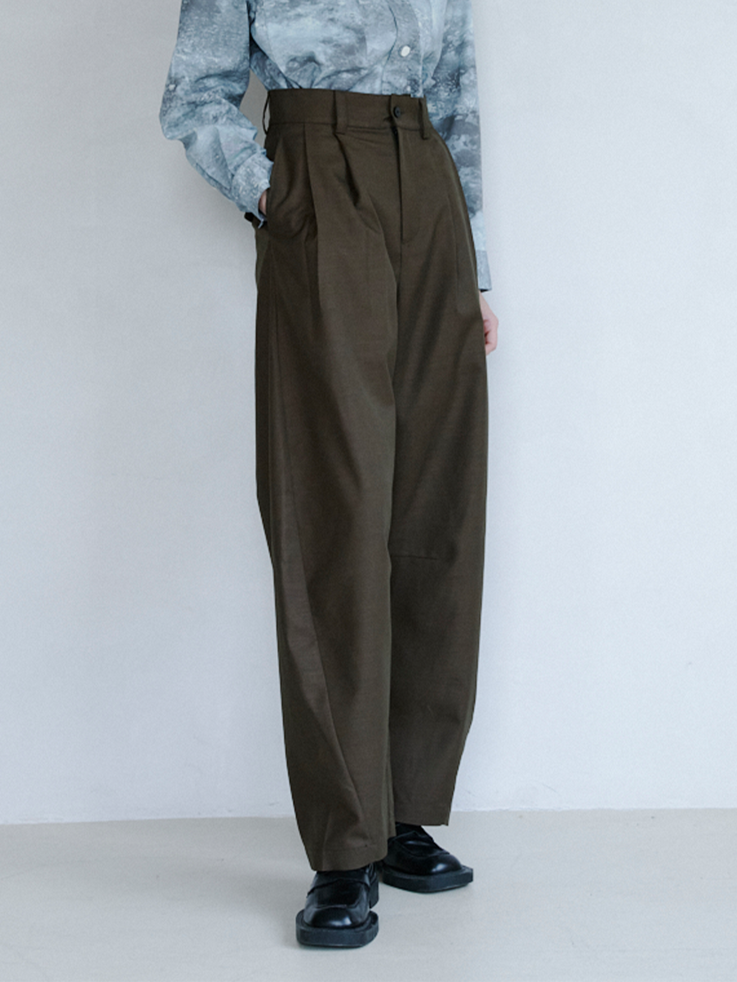 GRAINMUSTARD Retro Pleated High-Waist Wide-Leg Trousers, premium urban and streetwear designers apparel on PROJECTISR.com, GRAINMUSTARD