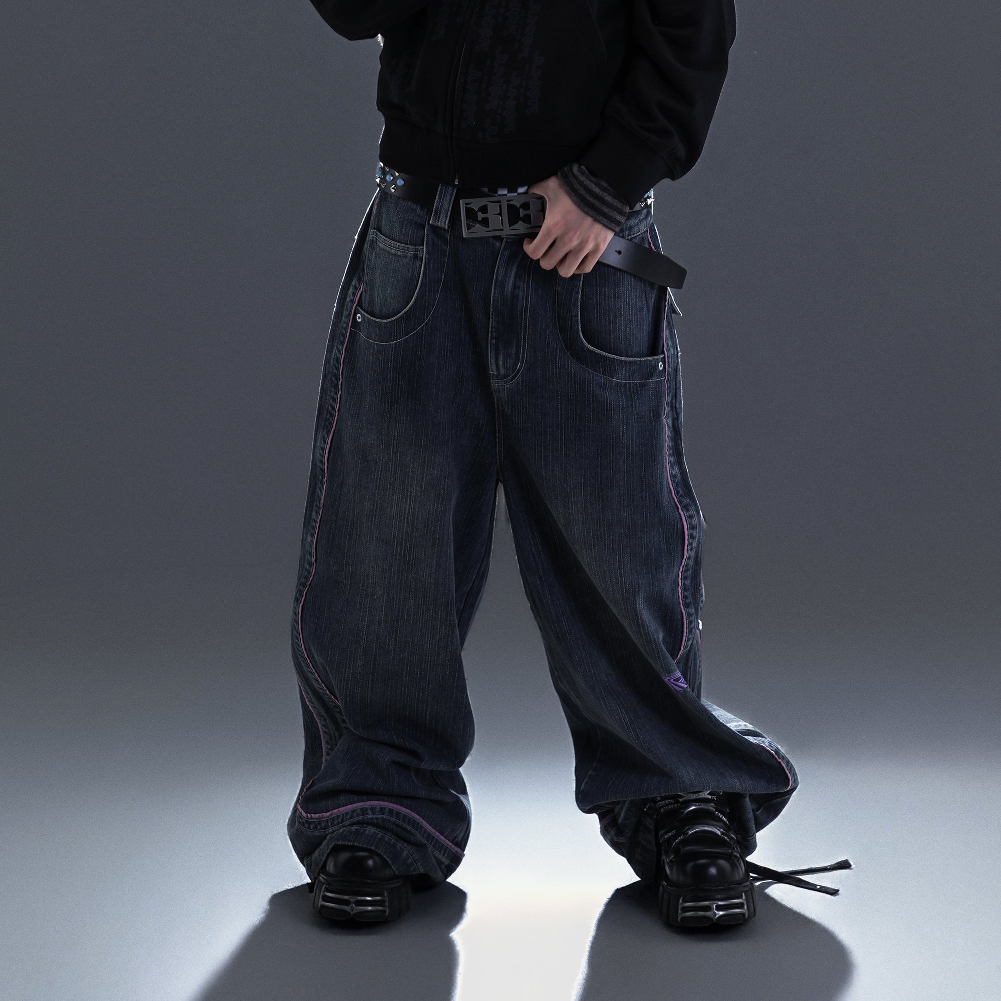 PCCVISION Contrast Stitch Embroidered Washed Jeans