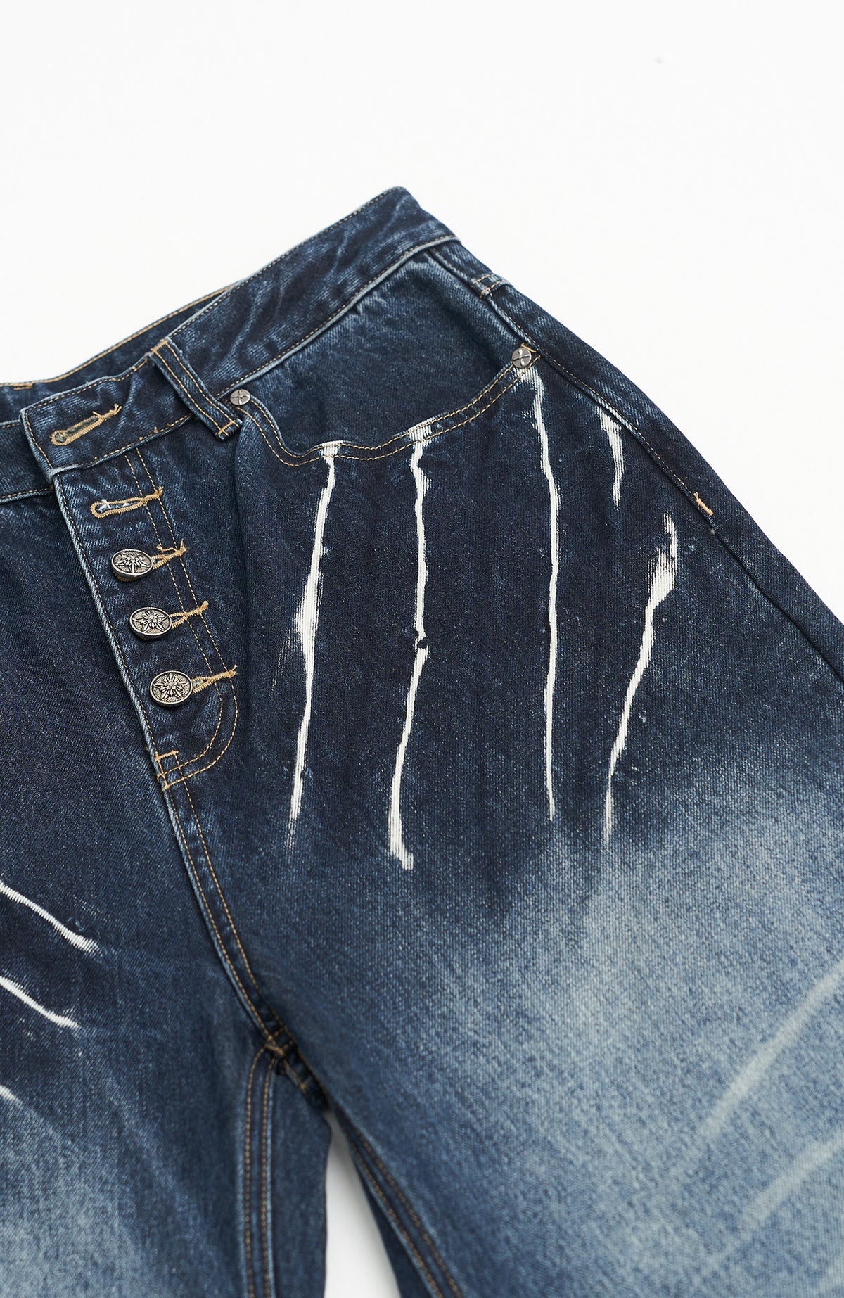 SEXXDEVIL Distressed Claw-Scratch Spliced Washed Curved Jeans
