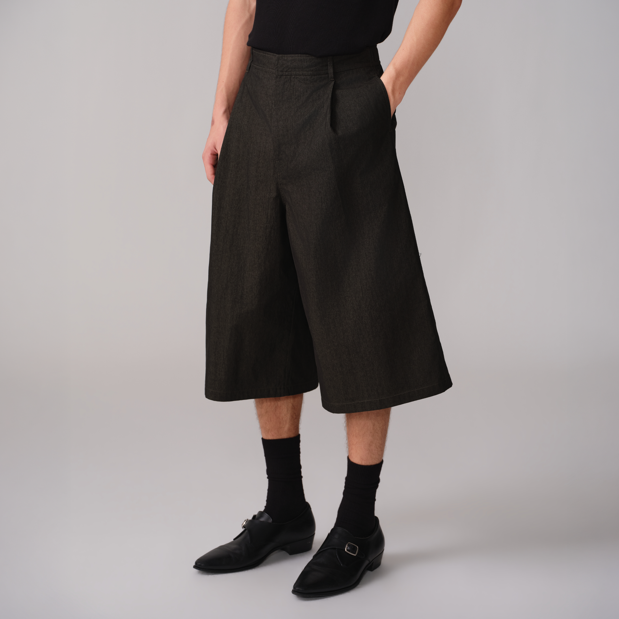 OPICLOTH Retro Pleated Wide-Leg Cropped Shorts, premium urban and streetwear designers apparel on PROJECTISR.com, OPICLOTH