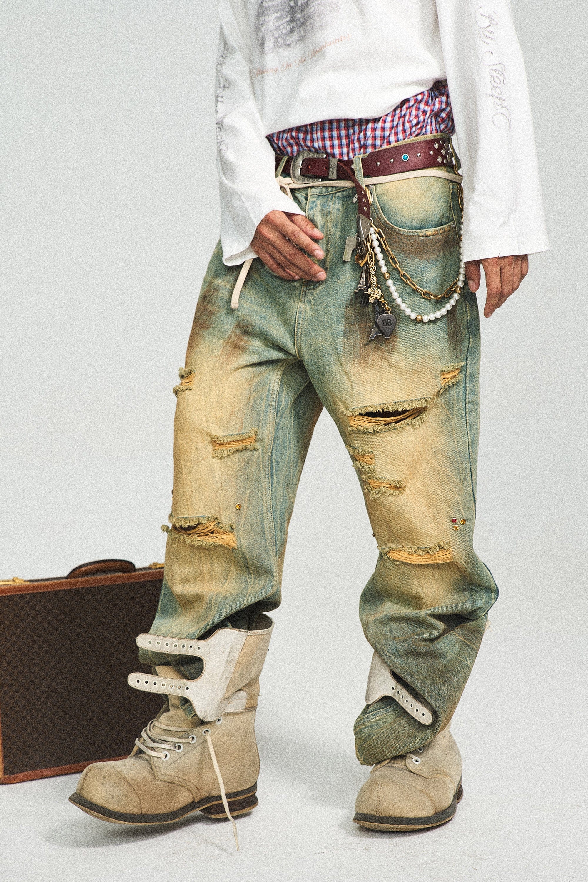 STEEPC Acid-Washed Ripped Flare Jeans