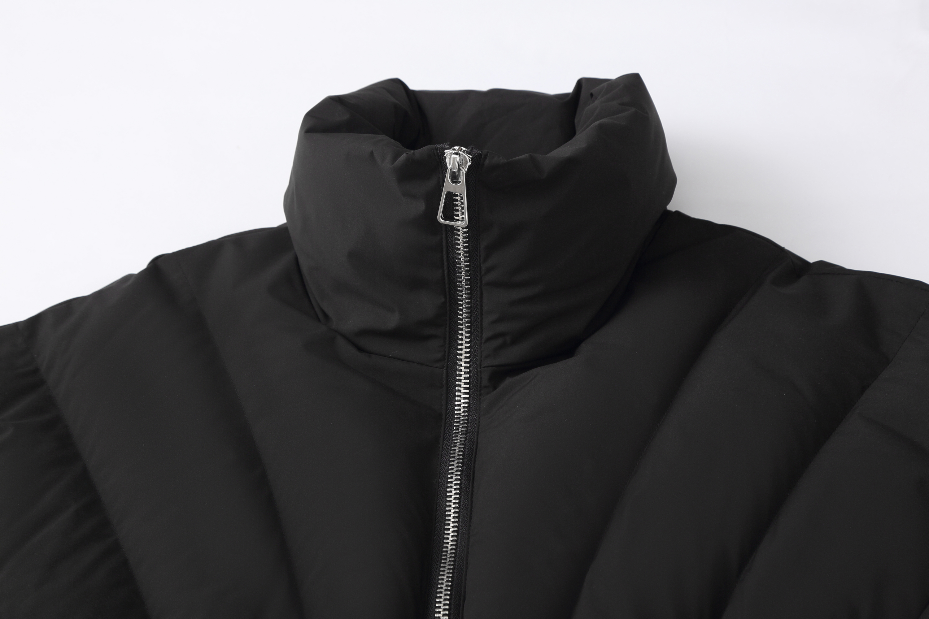 CLP V-Stitch Cropped Bubble Puffer Jacket