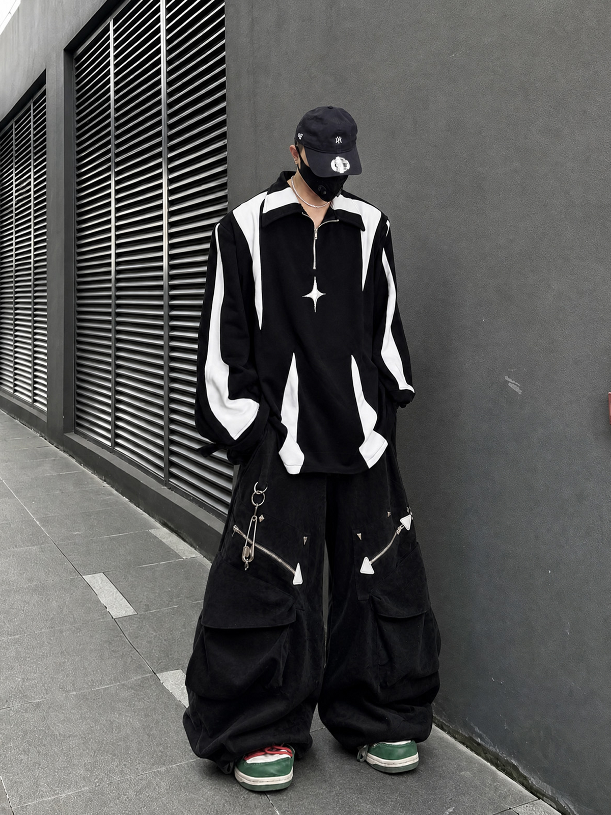 UUCSCC Contrast Padded-Shoulder Lapel Sweatshirt