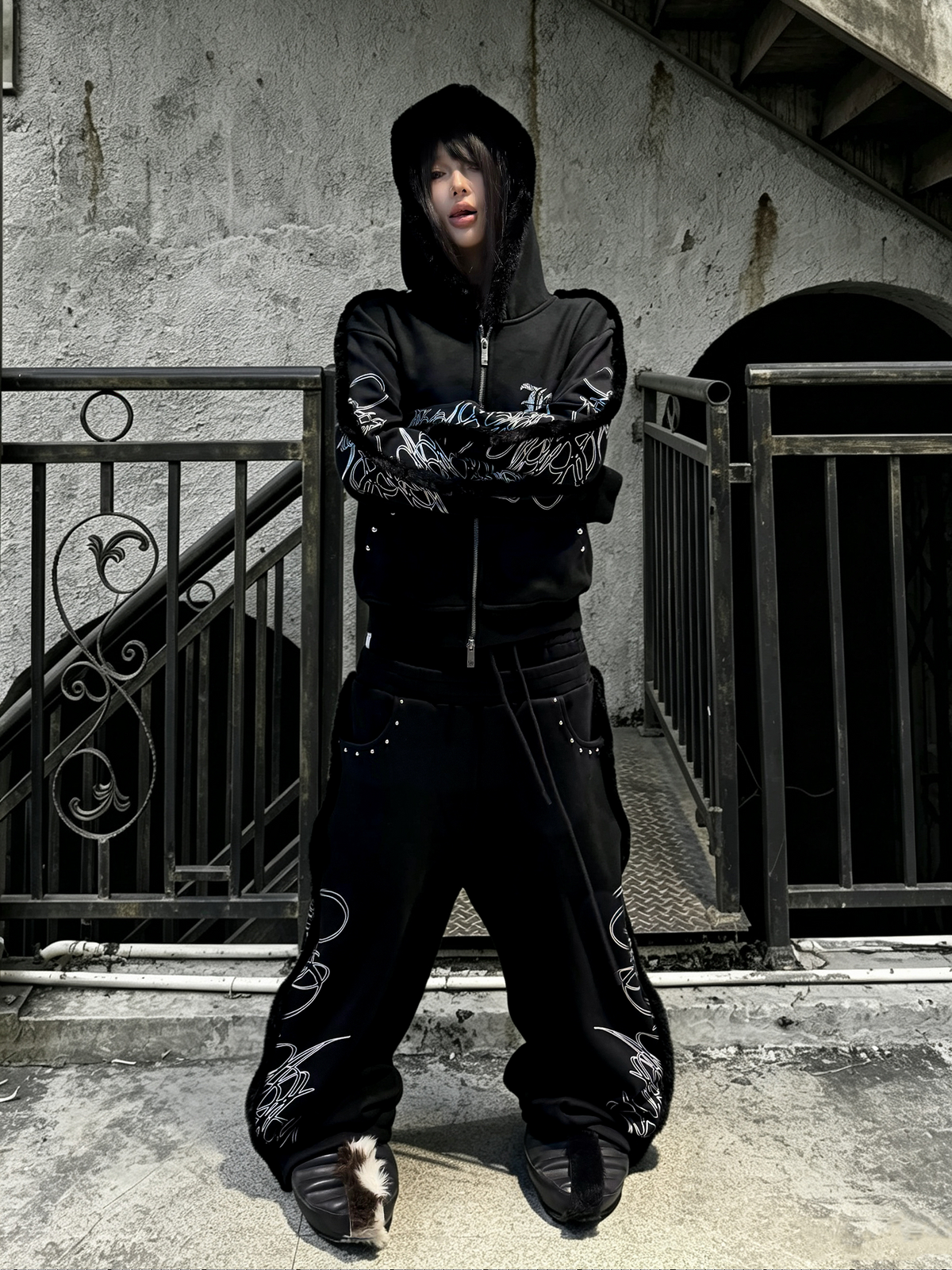 SAXGENWON Thorn Graphic Studded Hoodie & Double-Waistband Sweatpants Set