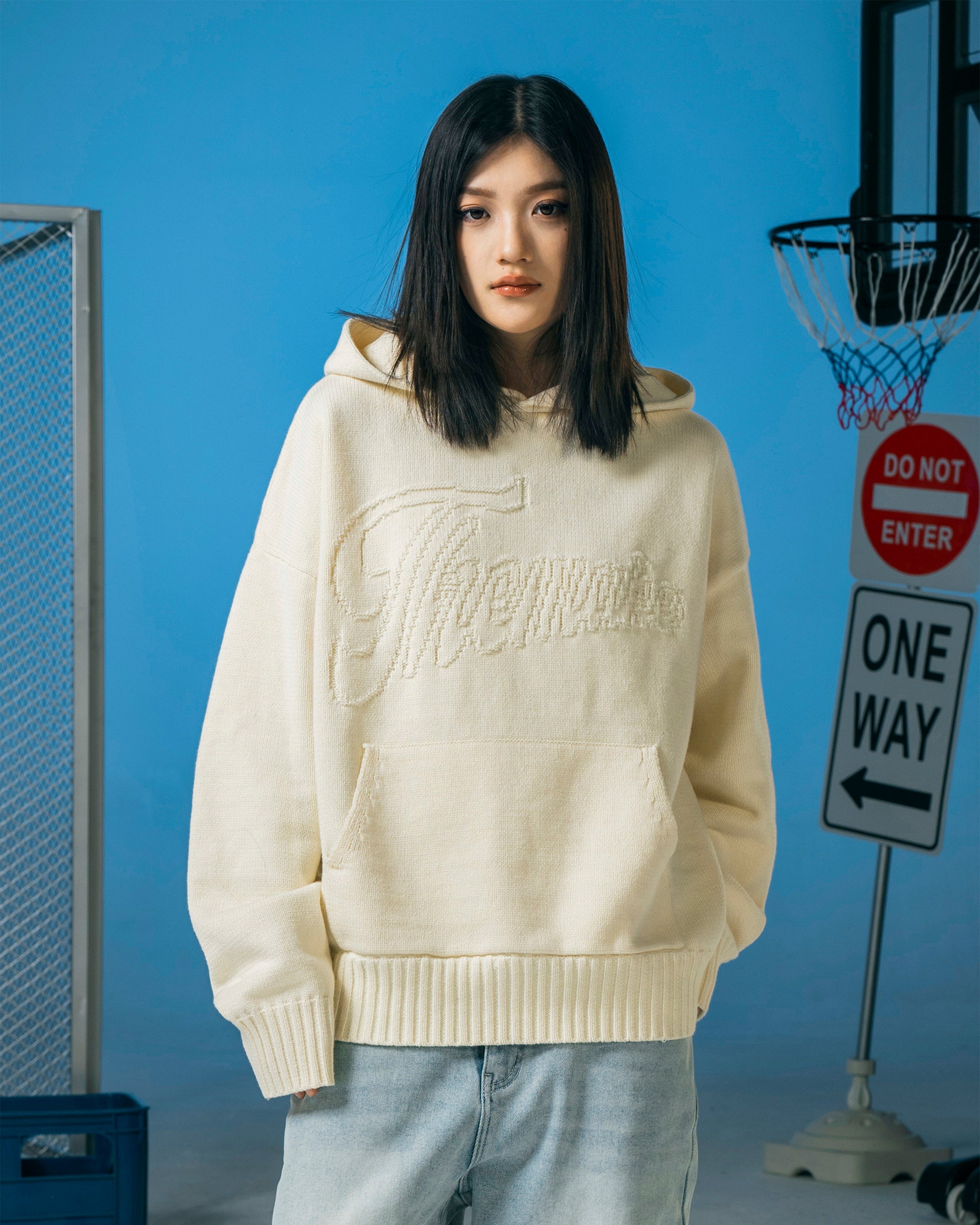 MAKEMORE Modern Big-pocket Logo Hooded Sweater