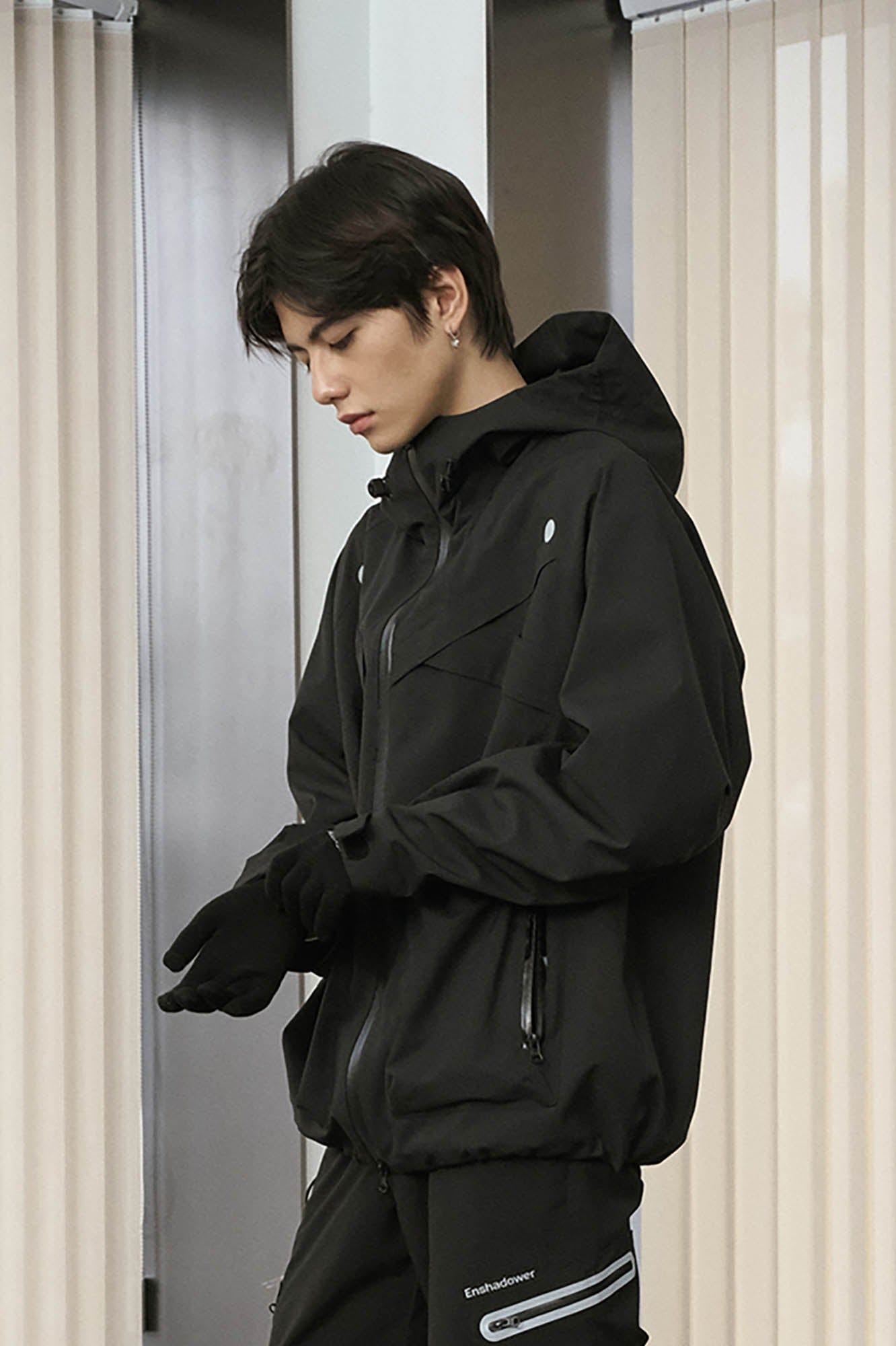 ENSHADOWER Asymmetrical Spliced Drawstring Splash-Proof