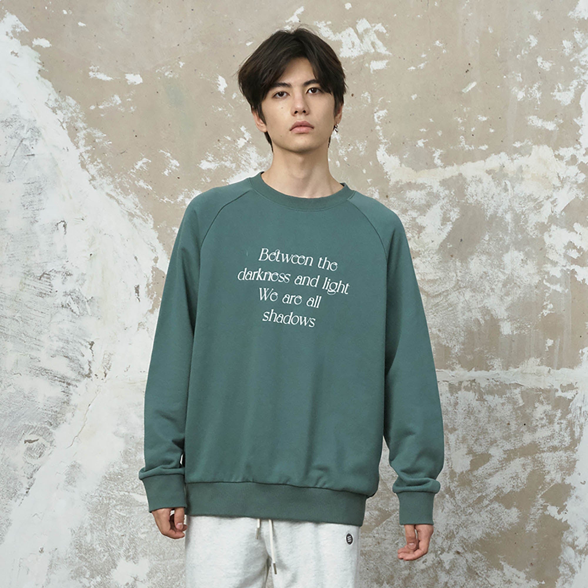 ENSHADOWER Essential Slogan Raglan Sweatshirt