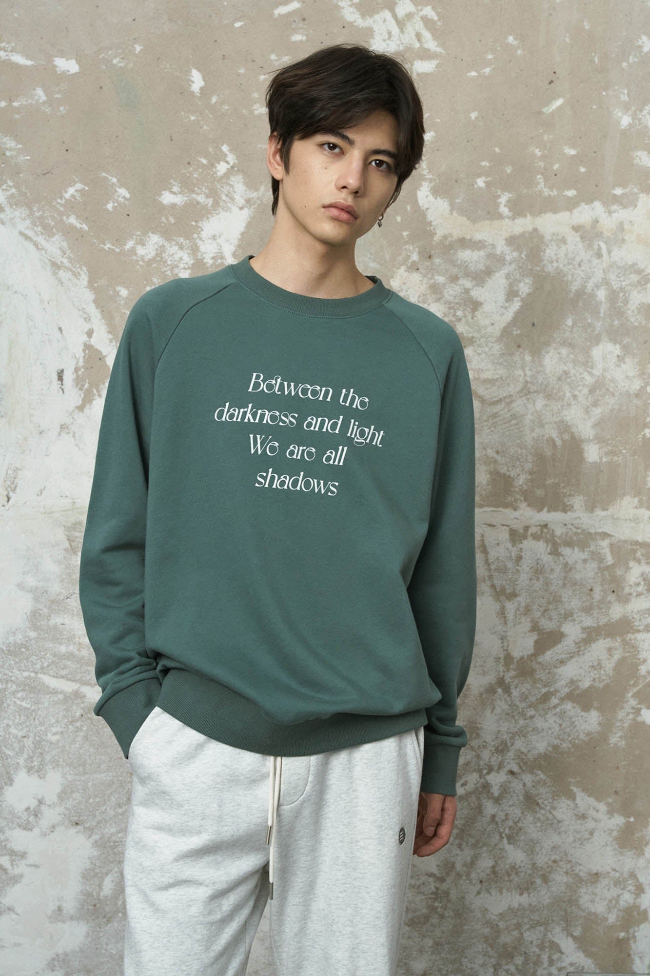 ENSHADOWER Essential Slogan Raglan Sweatshirt