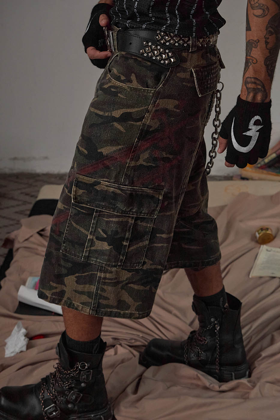 DND4DES Camo Big-Pocket Graffiti Cargo Shorts, premium urban and streetwear designers apparel on PROJECTISR.com, DND4DES