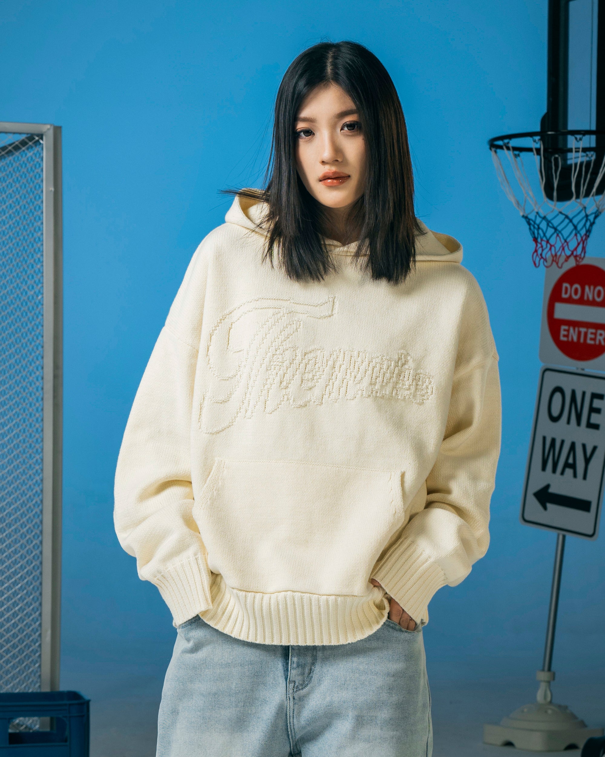 MAKEMORE Modern Big-pocket Logo Hooded Sweater