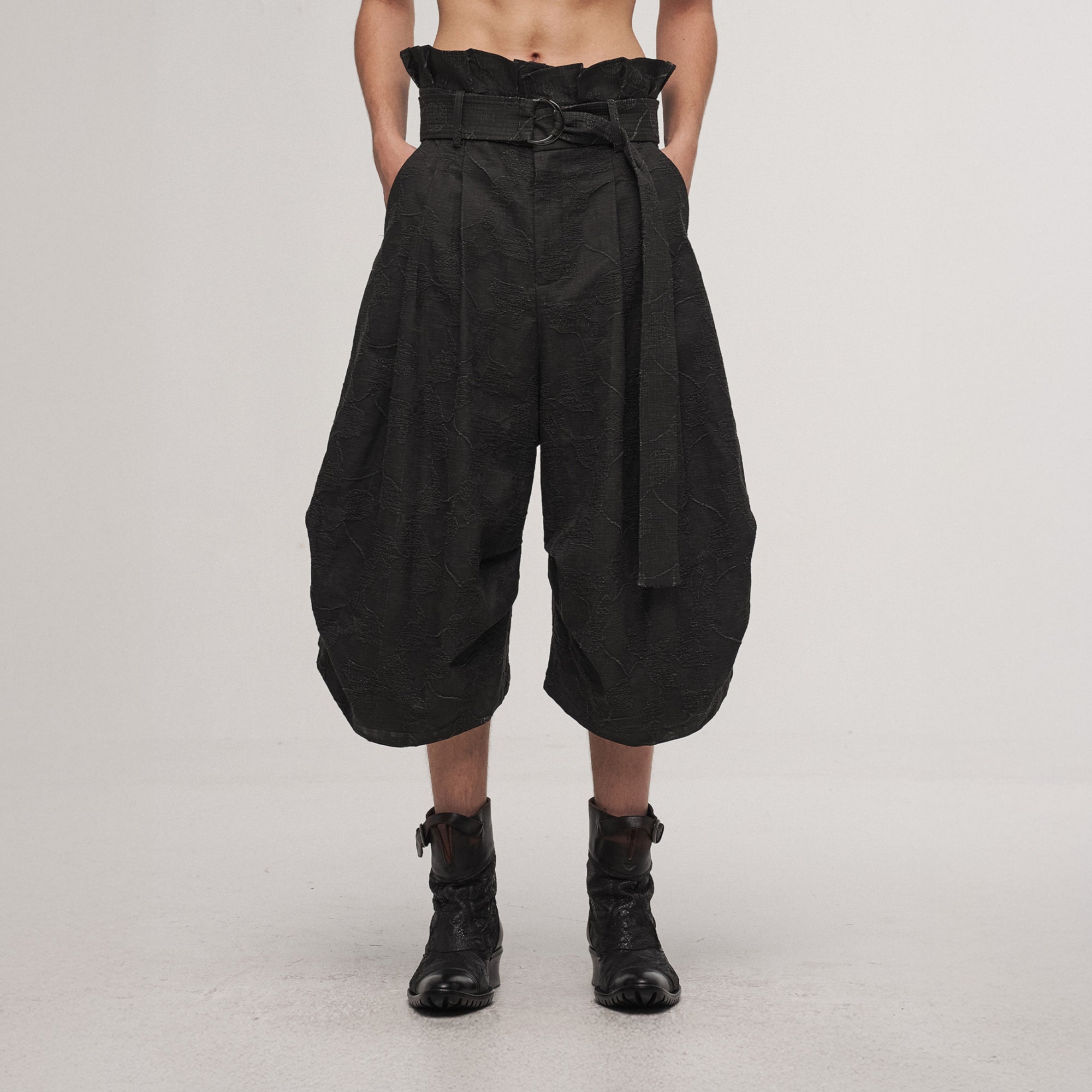 ILNya Nieternite Nifutur Jacquard Ruffled Hem Capris Lantern Pants, premium urban and streetwear designers apparel on PROJECTISR.com, ILNya Nieternite Nifutur