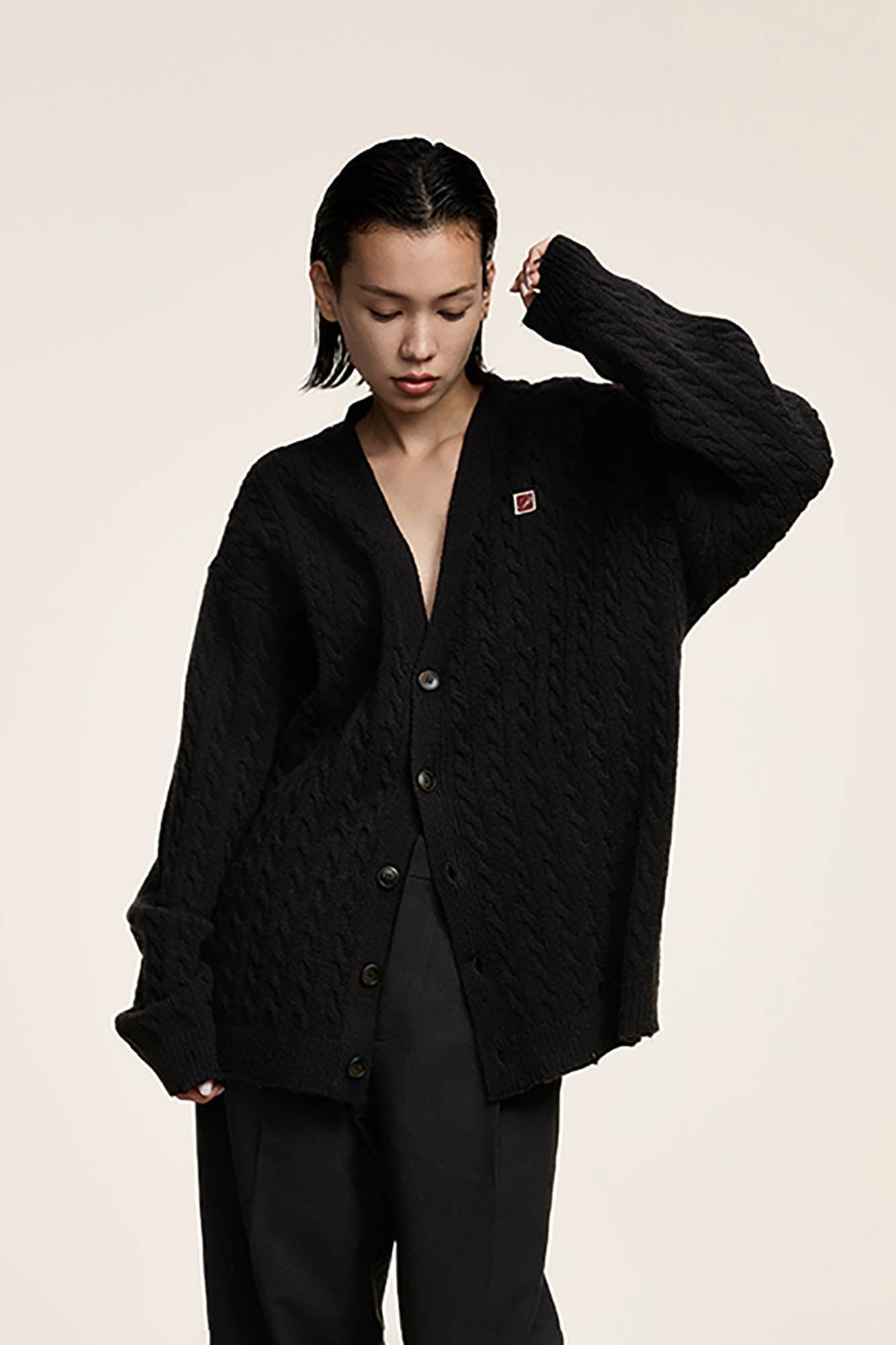 OPICLOTH Cable-Knit V-Neck Button-Up Cardigan