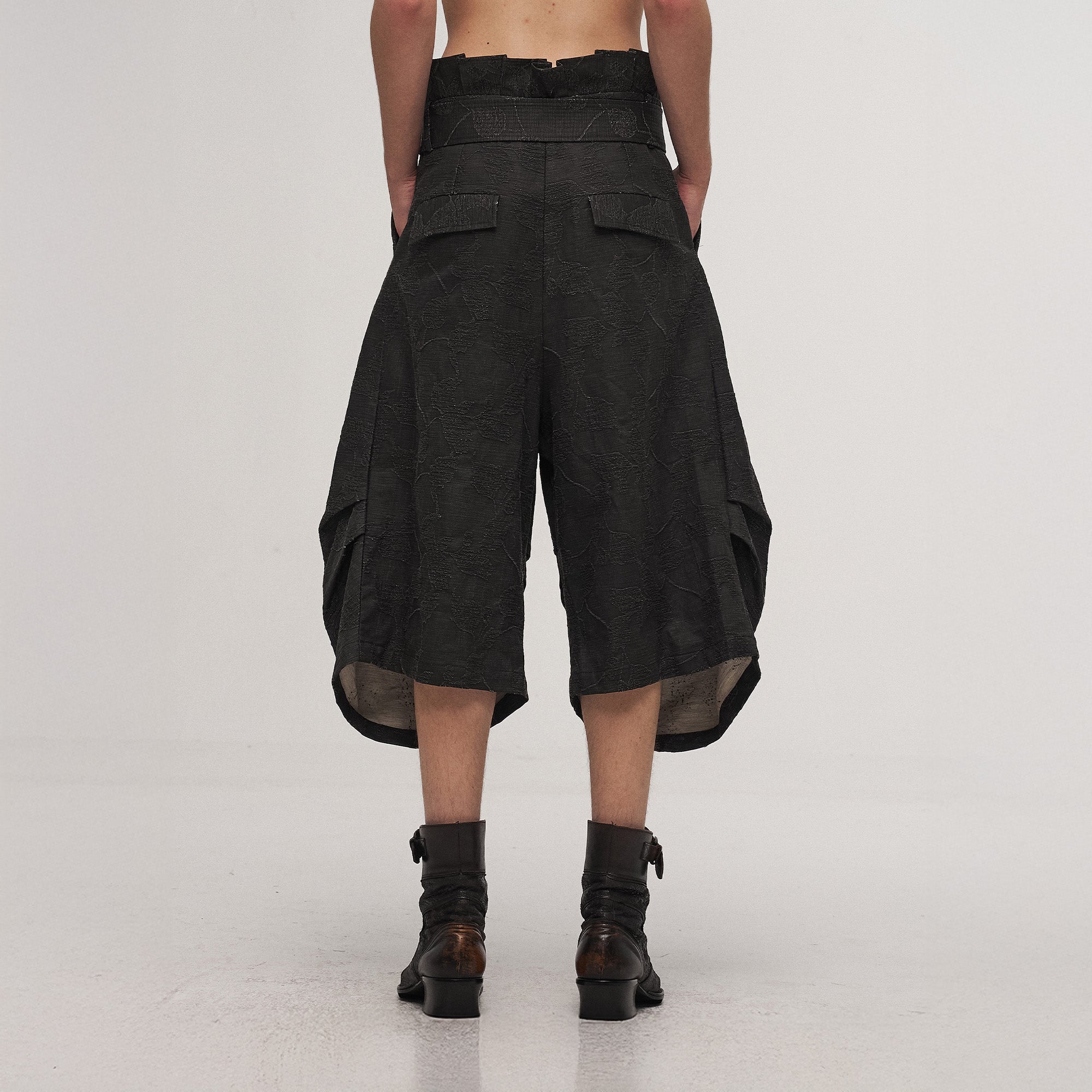 ILNya Nieternite Nifutur Jacquard Ruffled Hem Capris Lantern Pants, premium urban and streetwear designers apparel on PROJECTISR.com, ILNya Nieternite Nifutur
