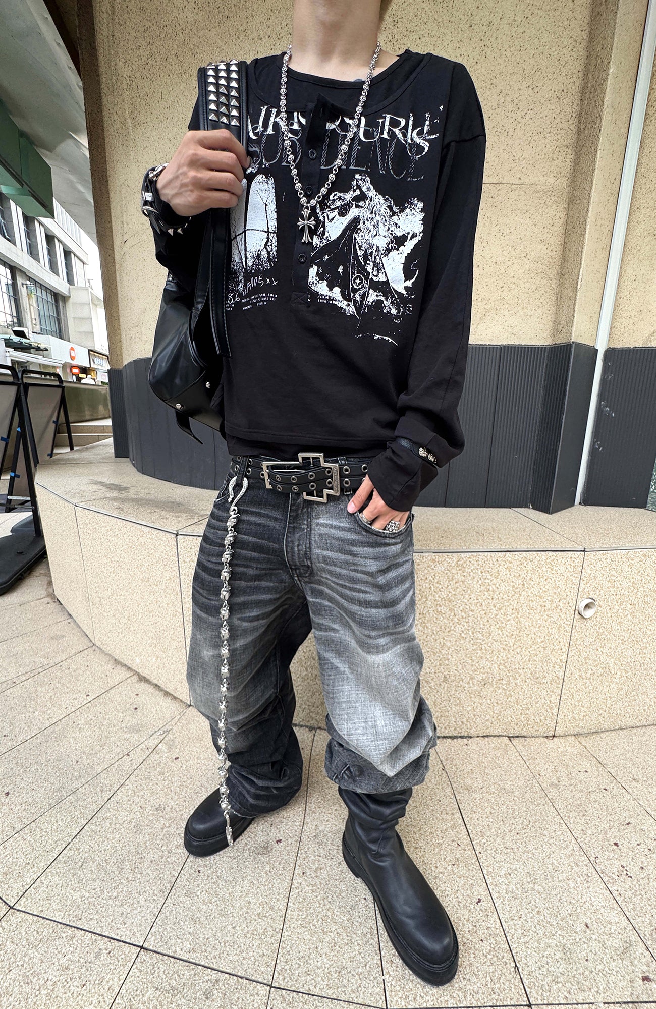 REBEL WAVE Contrast Split Whiskering Wash Jeans