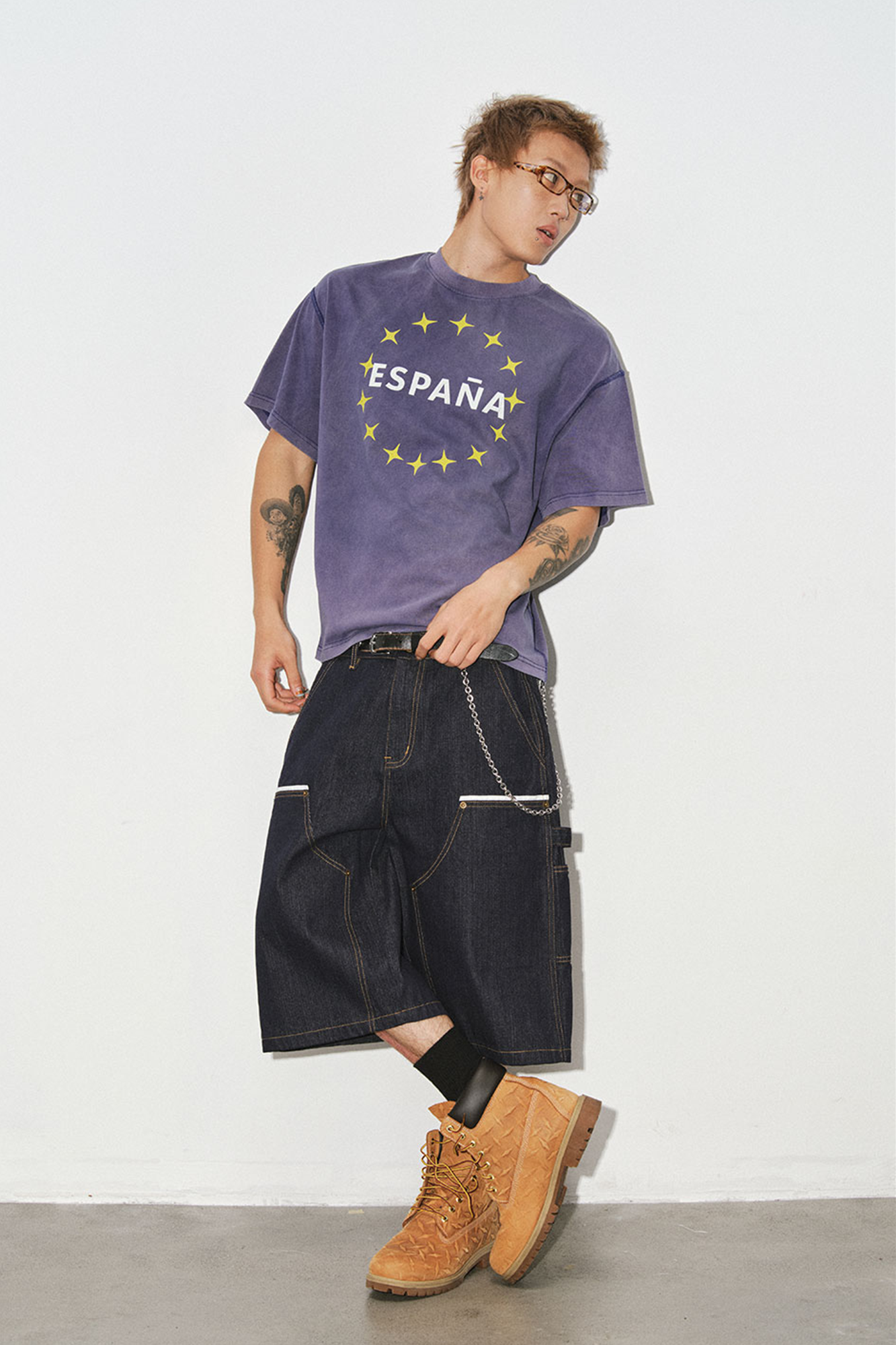 NOVACAM Washed Star Letter Graphic Oversized T-Shirt