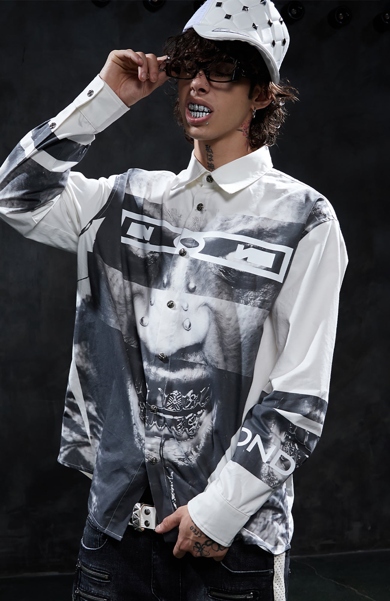 DND4DES Graphic Portrait Long-Sleeve Shirt
