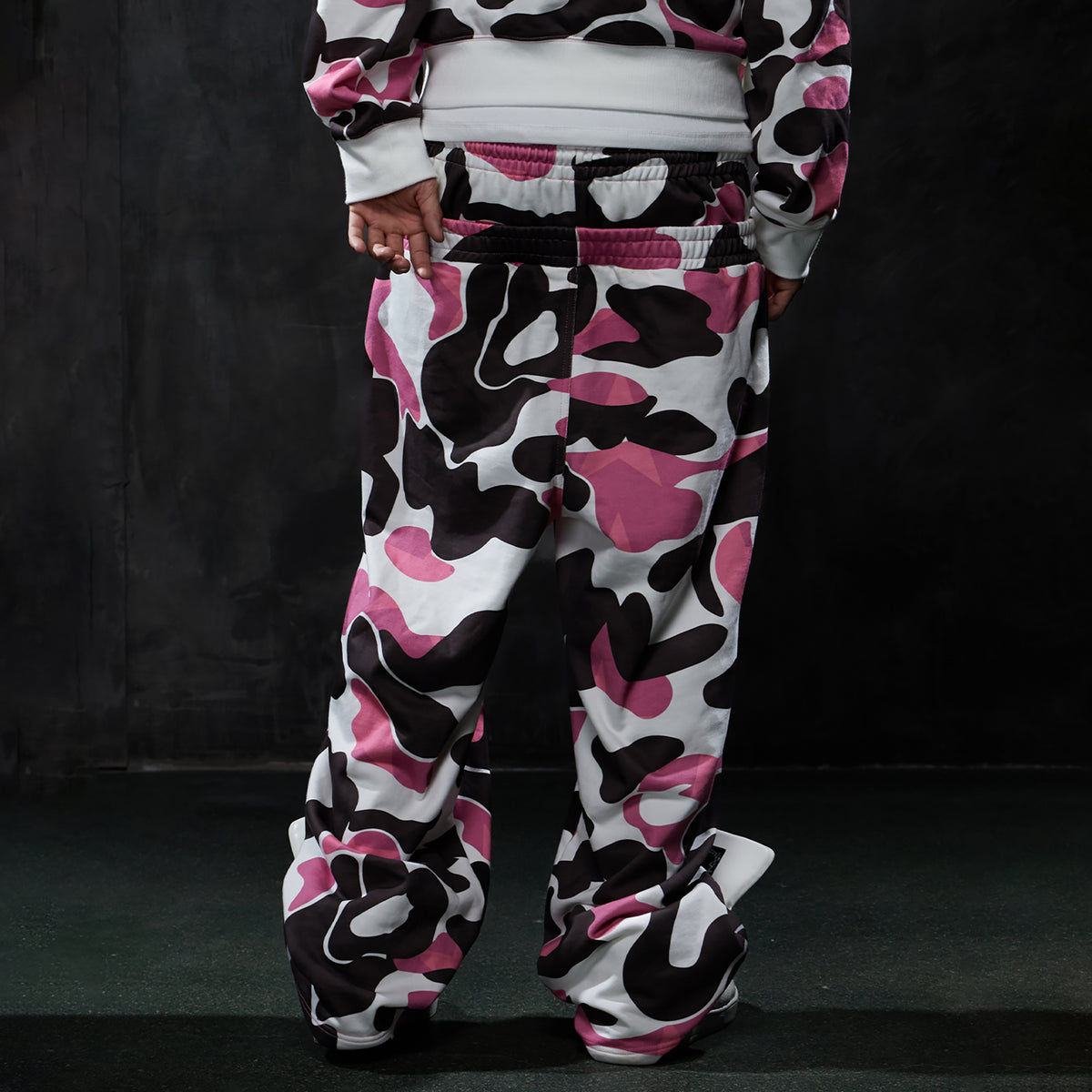 DND4DES Double-Waistband Camo Star Wide-Leg Sweatpants