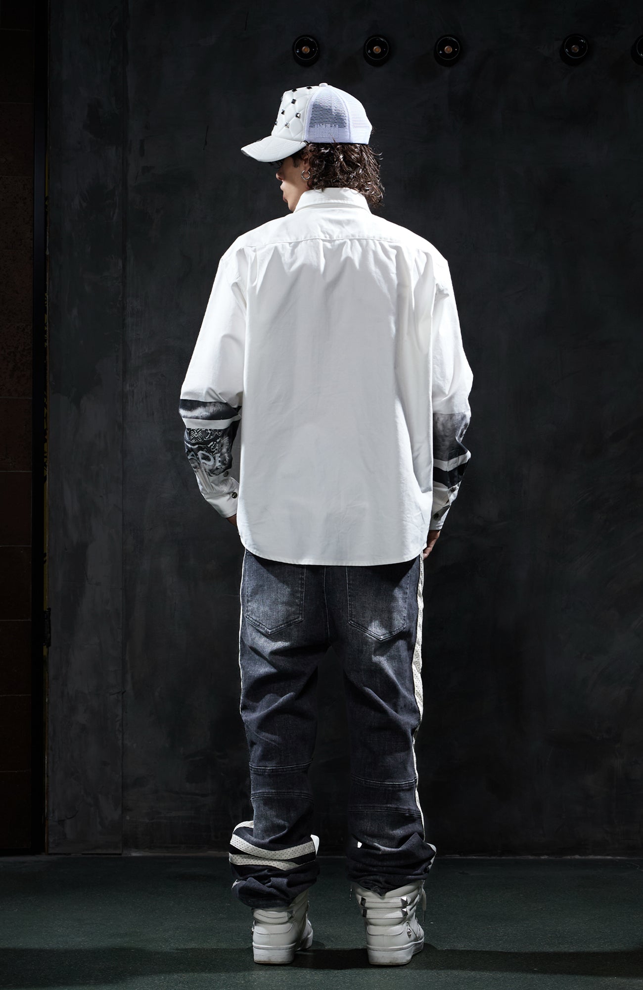 DND4DES Graphic Portrait Long-Sleeve Shirt