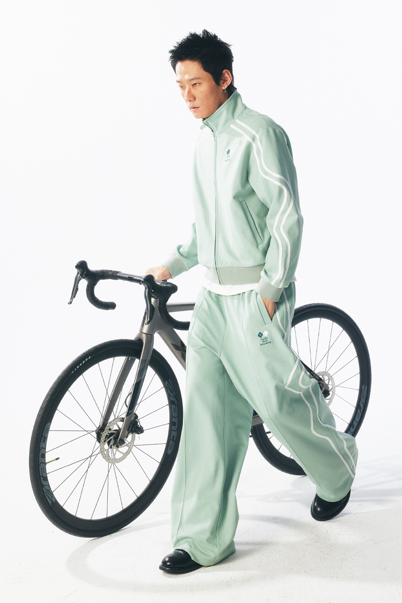 1997 POSTOFFICE Contrast Curved-Stripe Quick-Dry Track Jacket