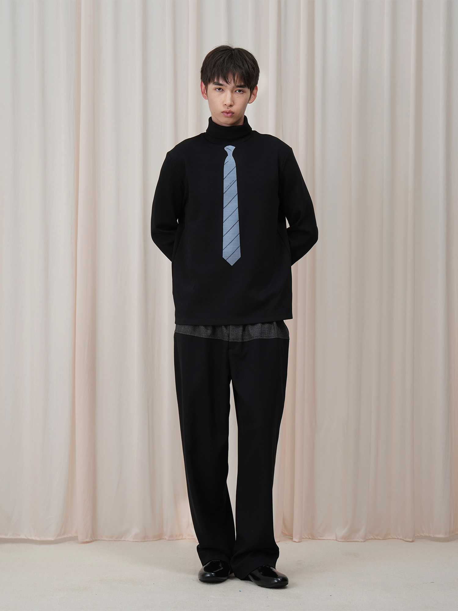 OUYANG WENJUN Contrast Spliced Elastic-Waist Trousers, premium urban and streetwear designers apparel on PROJECTISR.com, OUYANG WENJUN