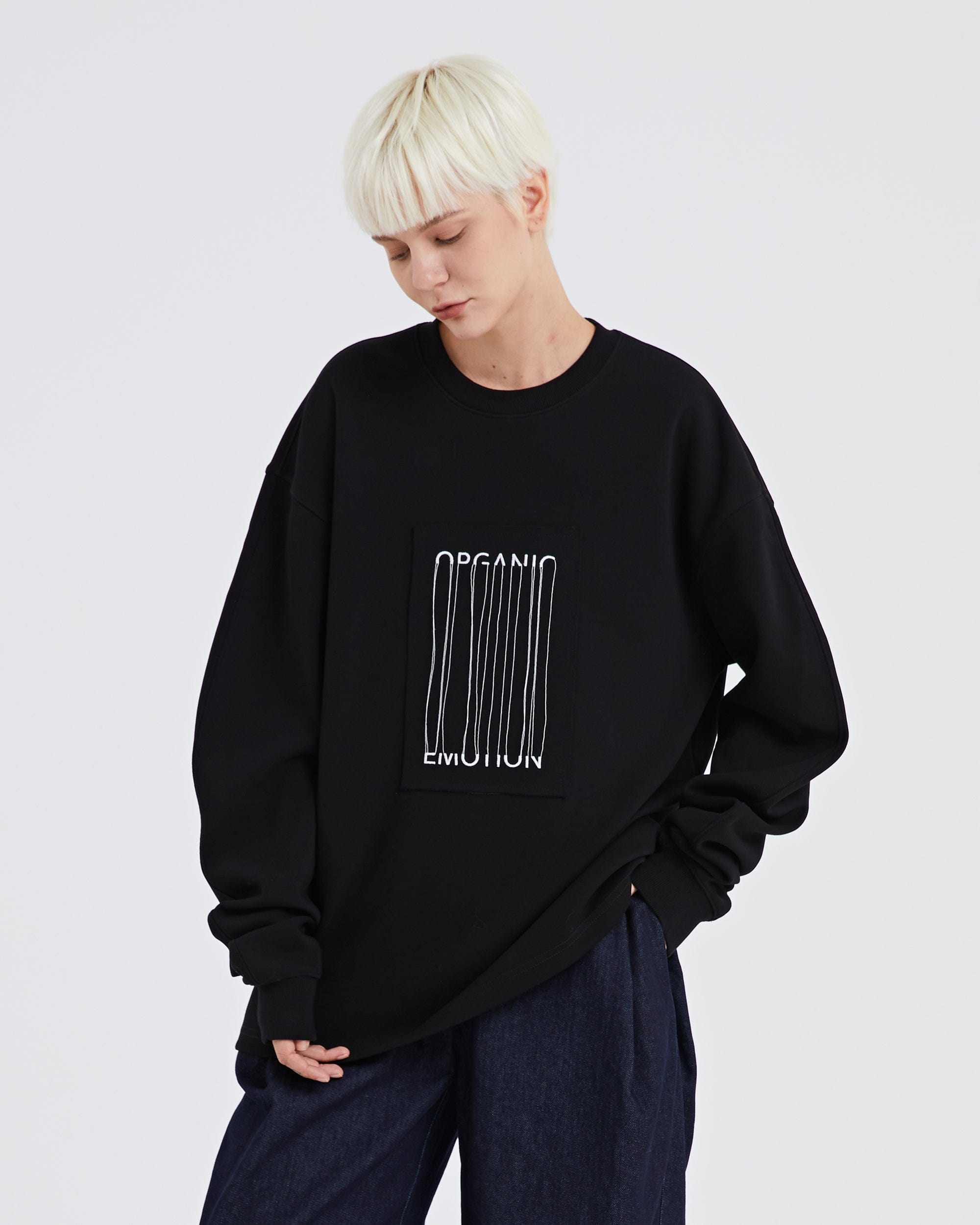 ORGANIC EMOTION The Loose Threads LOGO Sweatshirt