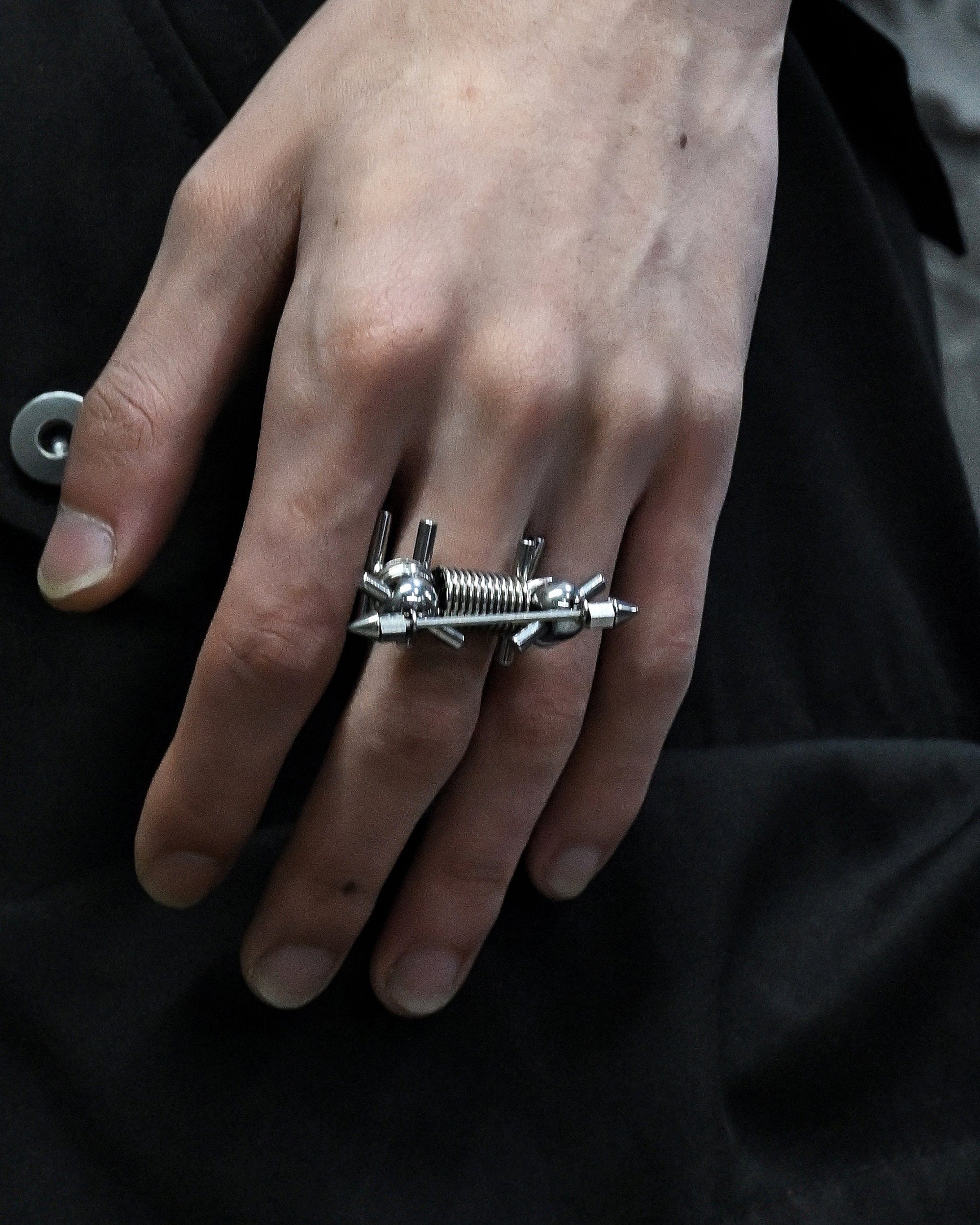 ILLUSORY Ex Machina Adjustable Rivet Ring