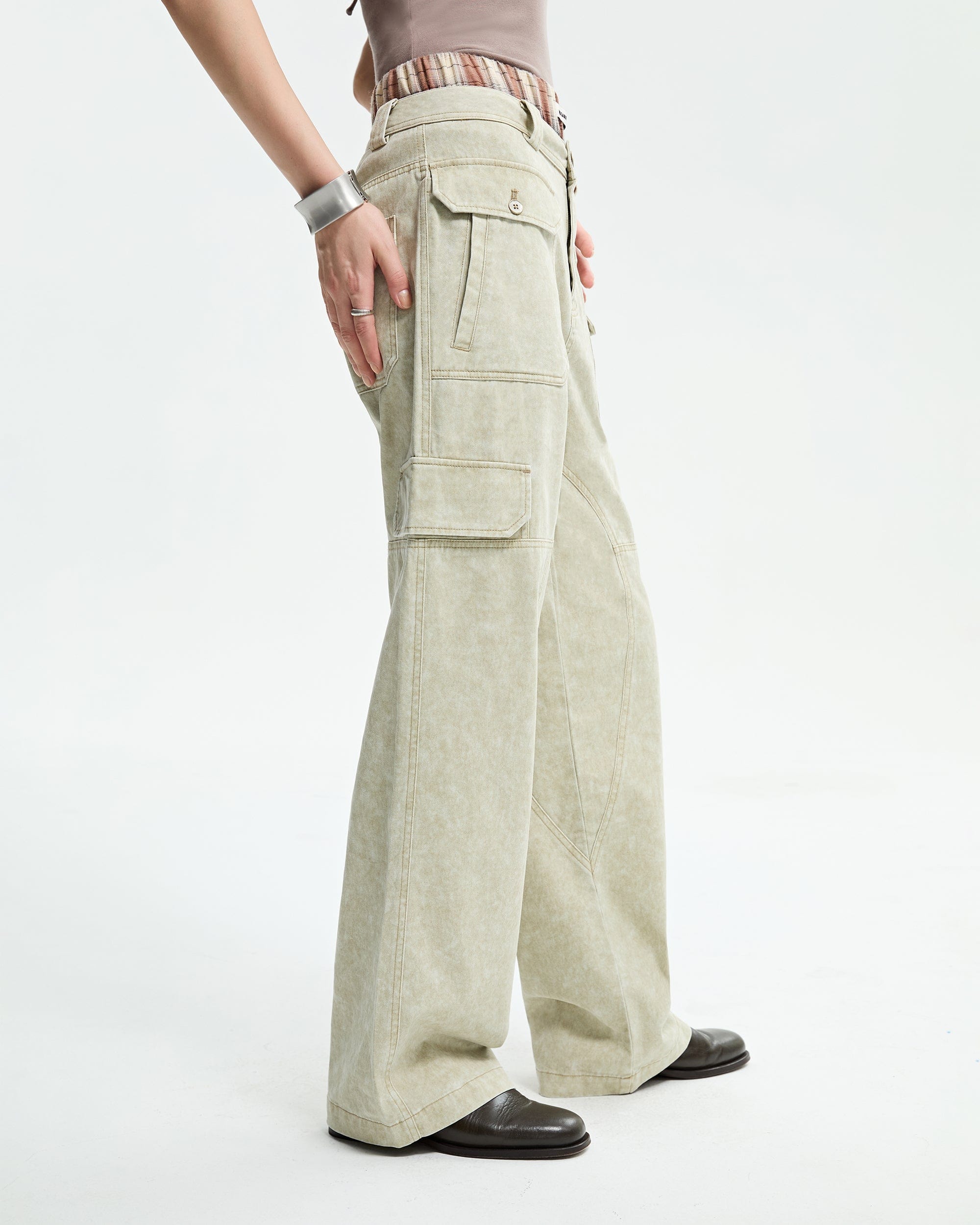 ORGANIC EMOTION Deconstructed Layered-pocket Button Pants