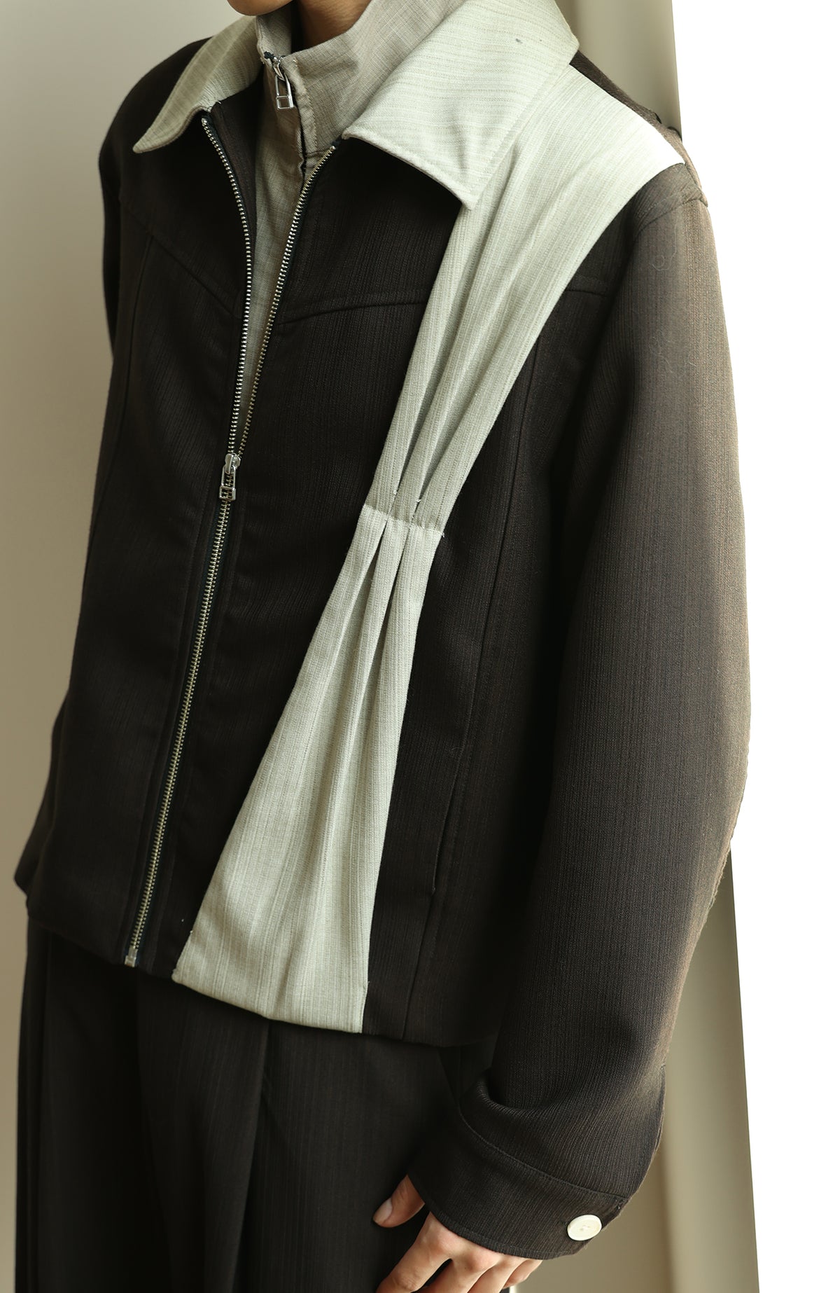 OKAYTHXBYE Deconstructed Spliced Textured Stripe Short Jacket