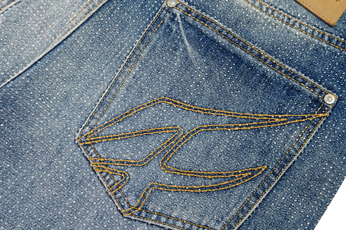 FACEONLAB Crystal Rhinestone Serpent Washed Straight-Leg Jeans