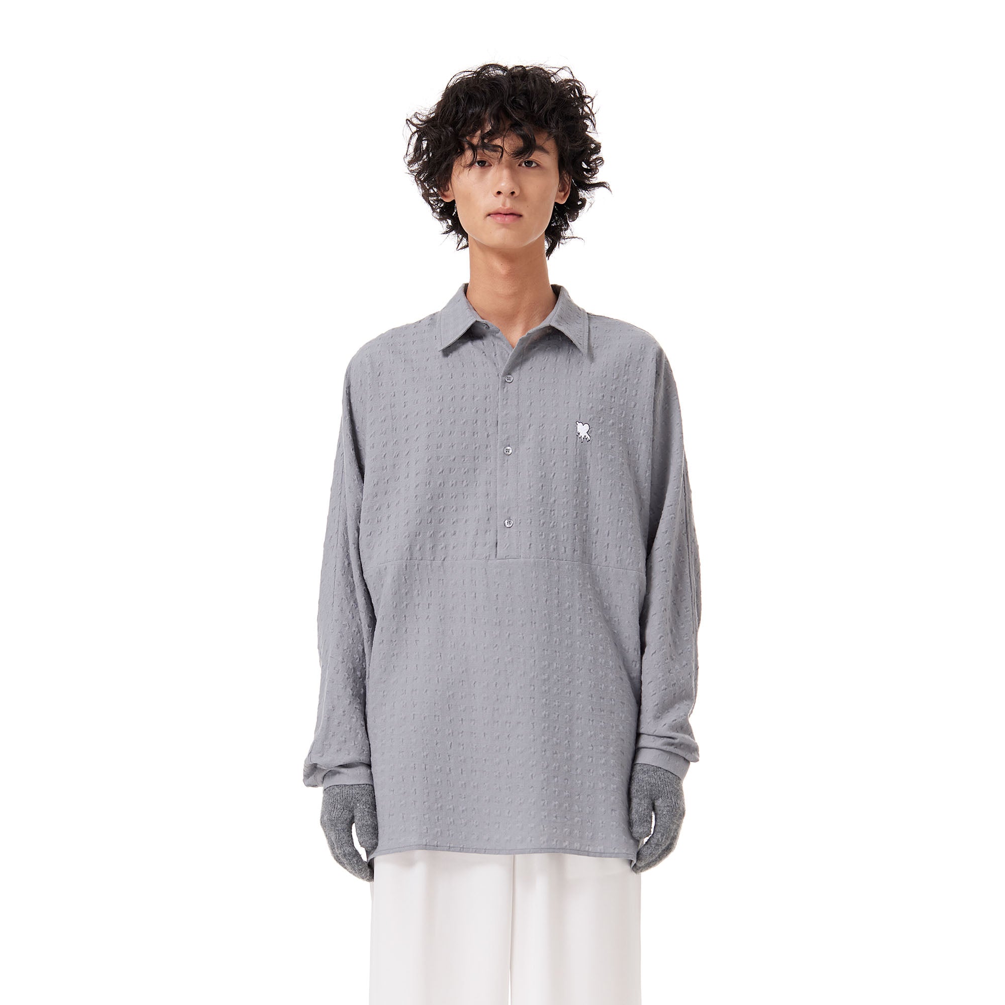 OUYANG WENJUN Drip Heart Embroidered Seersucker Shirt