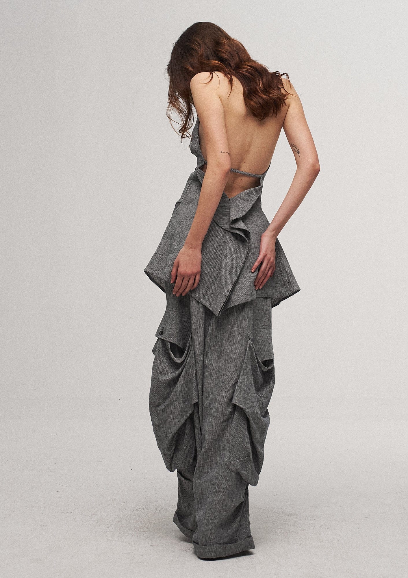 ILNya Nieternite Nifutur Big Pockets Cotton-Linen Wide-Leg Pants, premium urban and streetwear designers apparel on PROJECTISR.com, ILNya Nieternite Nifutur