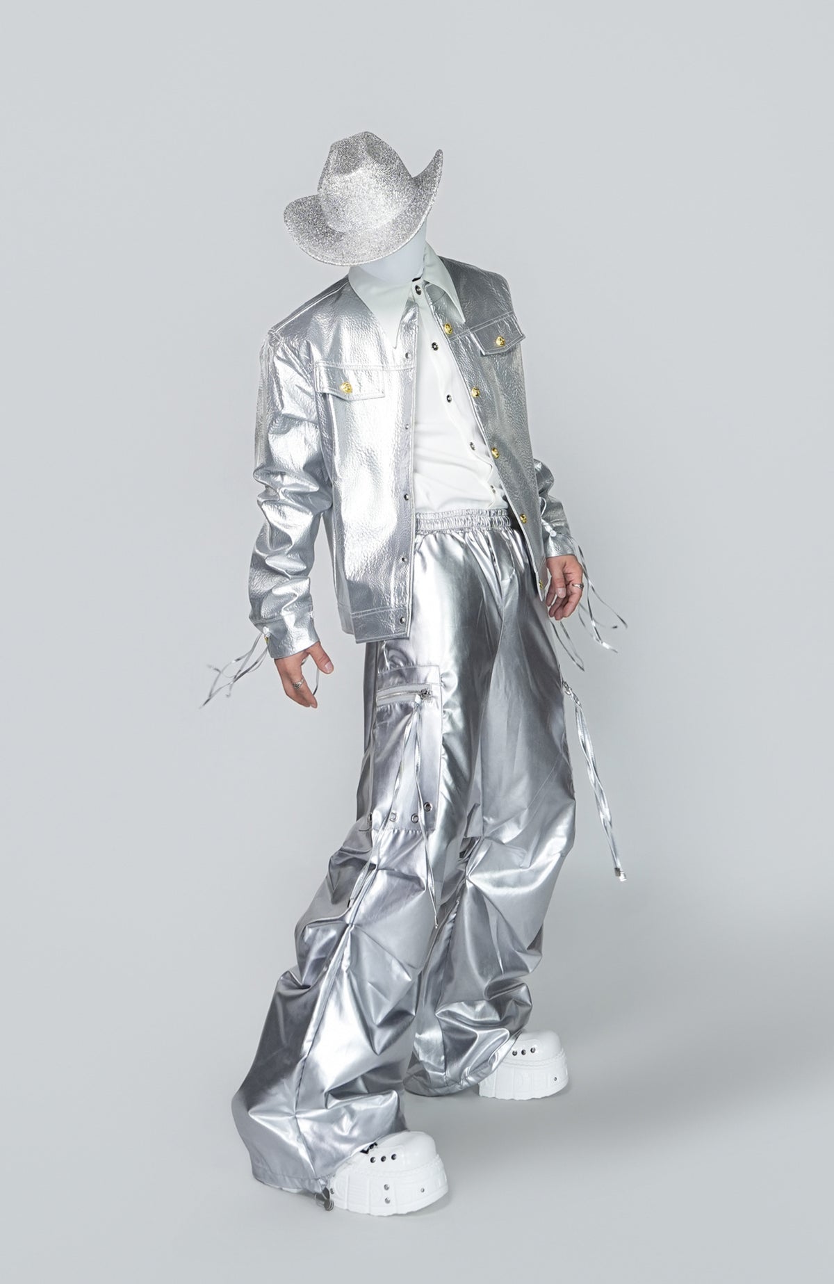 VE2 Metallic Coated Cargo Pants