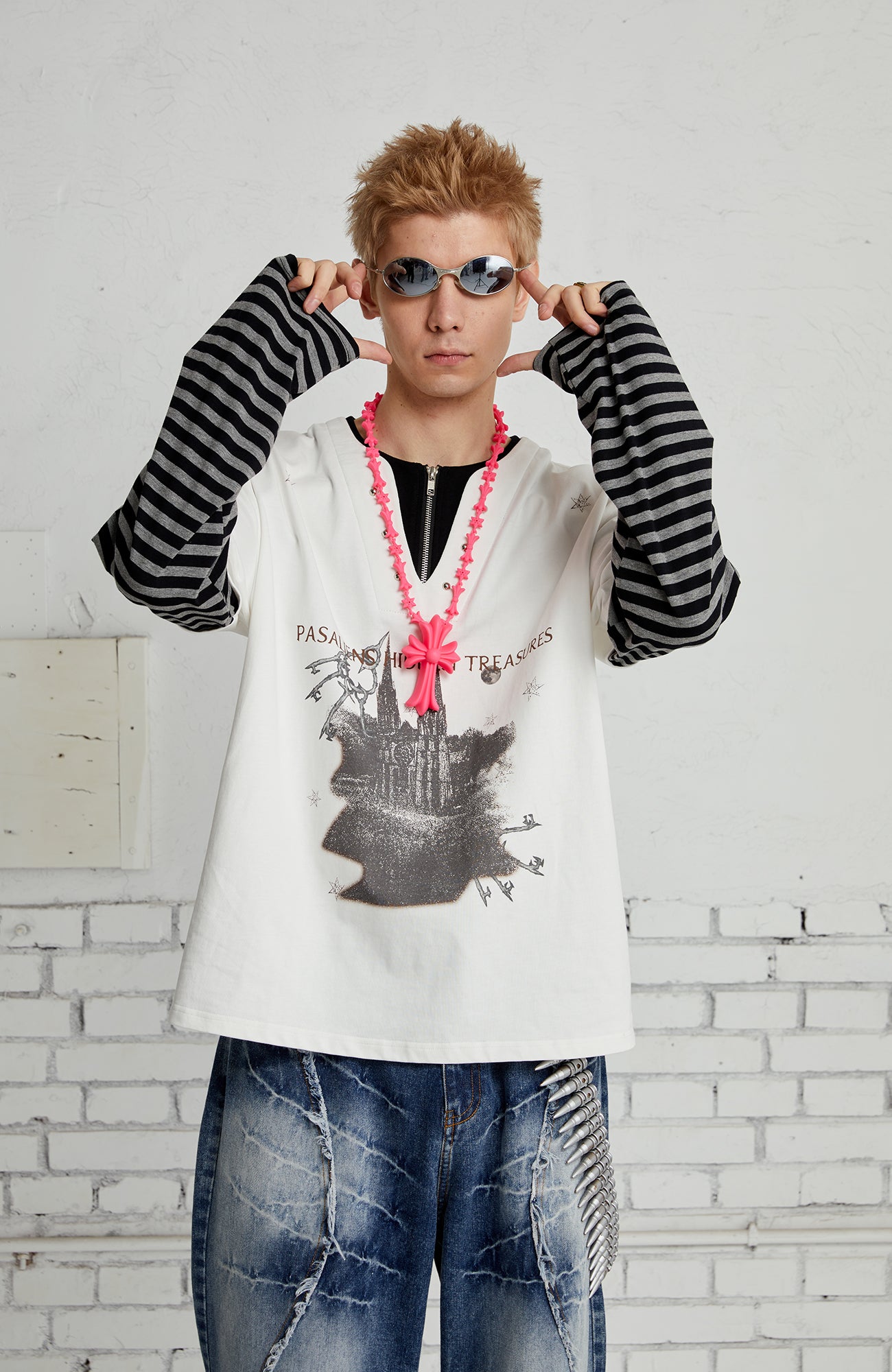 PASET Layered Stripe Graphic Long-Sleeve Tee