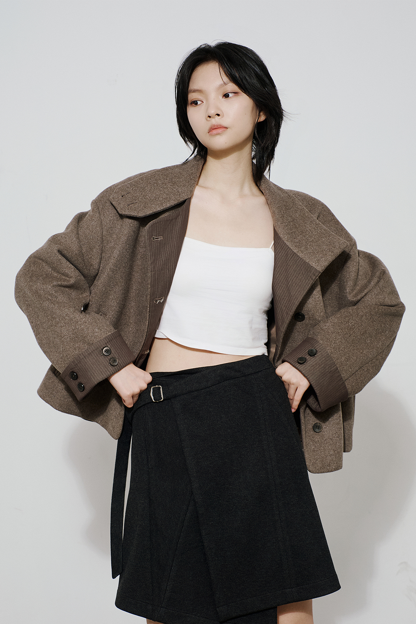 SAME FLOW Essential High-Neck Short Jacket