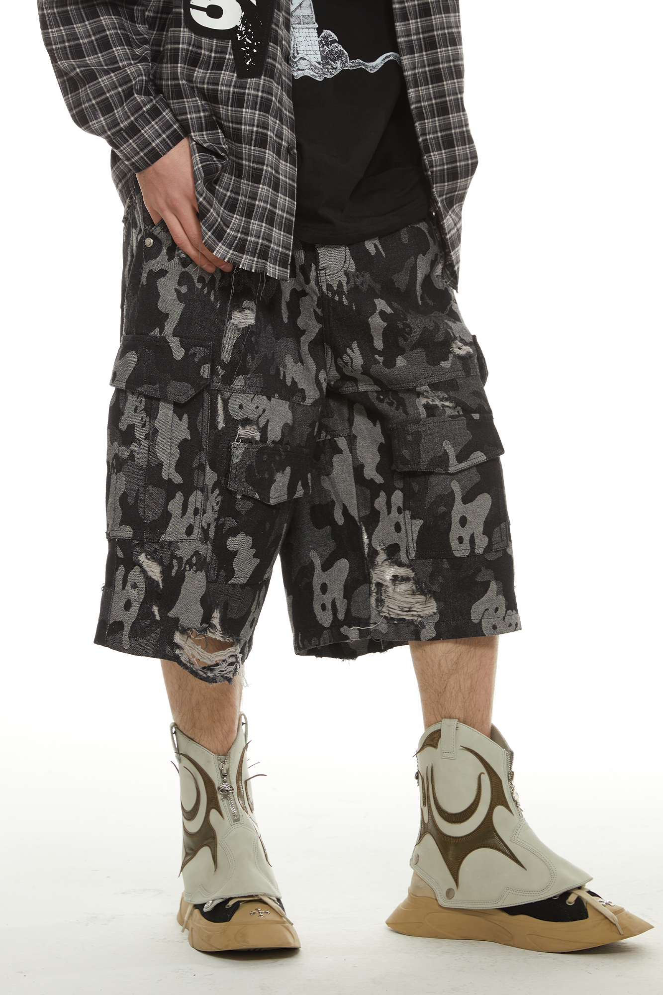 PASET Retro Distressed Camo Cargo Shorts