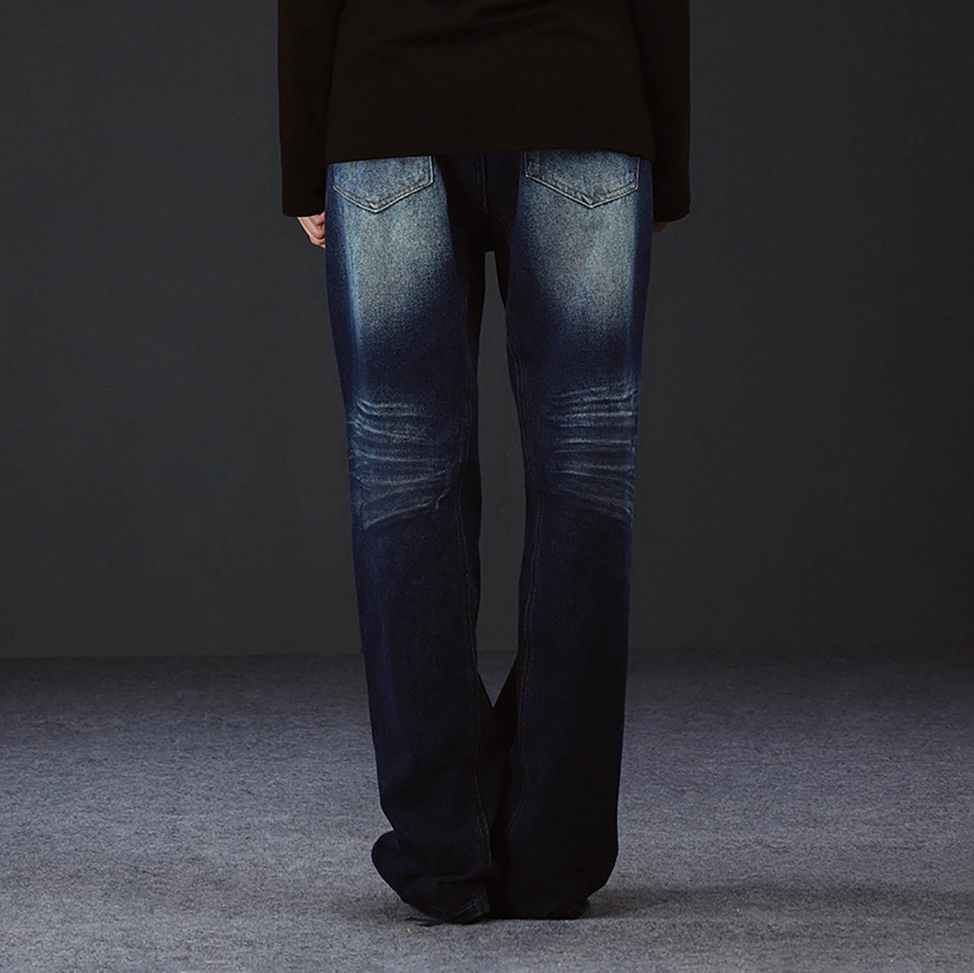 ARTIFICIAL WORLD Crinkled Straight-Leg Washed Jeans