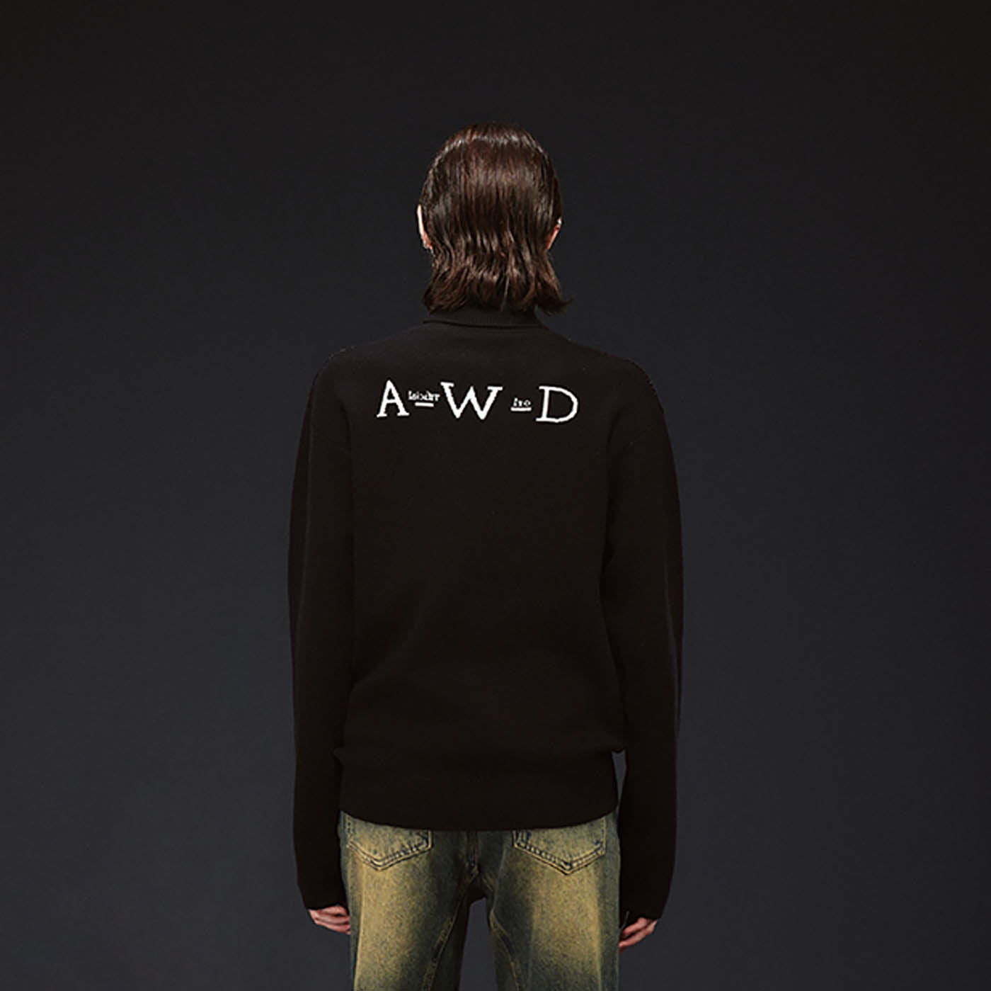 ARTIFICIAL WORLD Essential Slogan Turtleneck Sweater