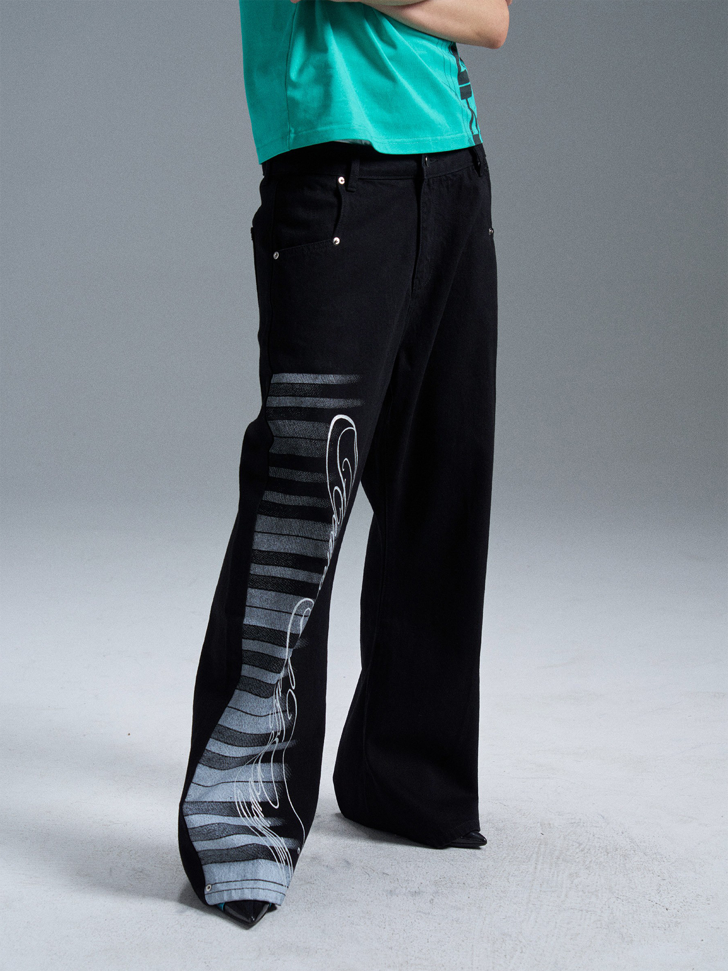 PAIKI Piano Key Script Foil Flared Jeans