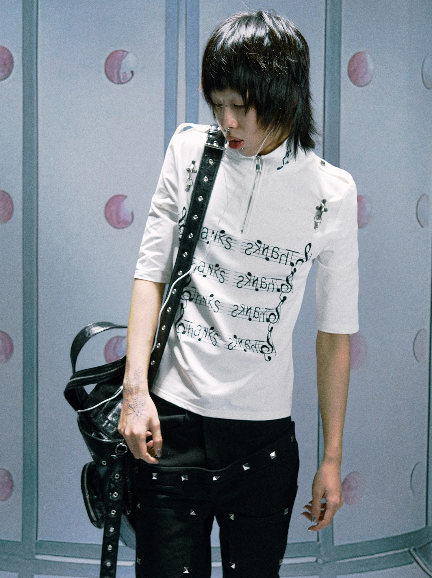 PAIKI Score Stand Collar Henley Tee