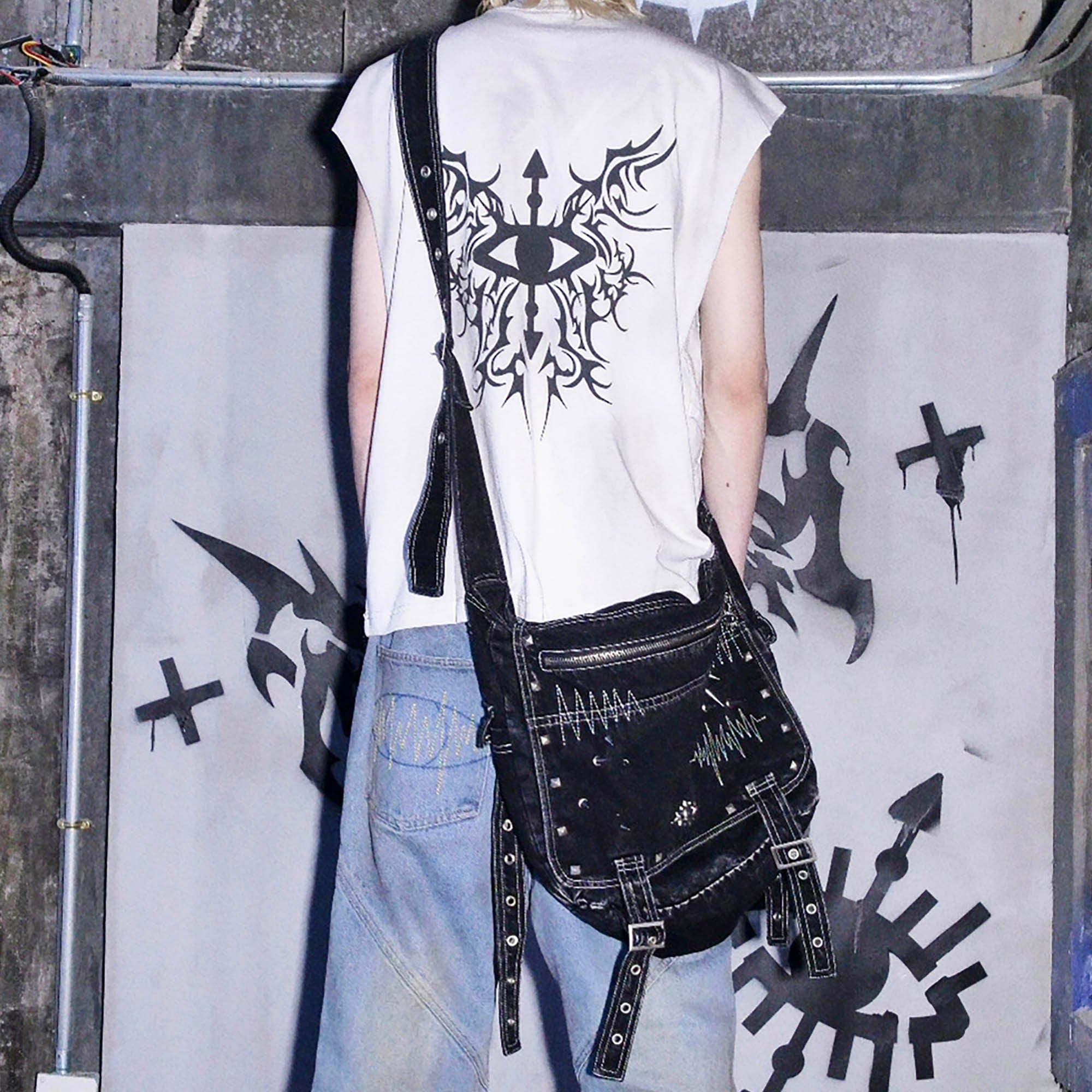 PHANTOMHUNTER Stitches Distressed Strap Denim Shoulder Bag