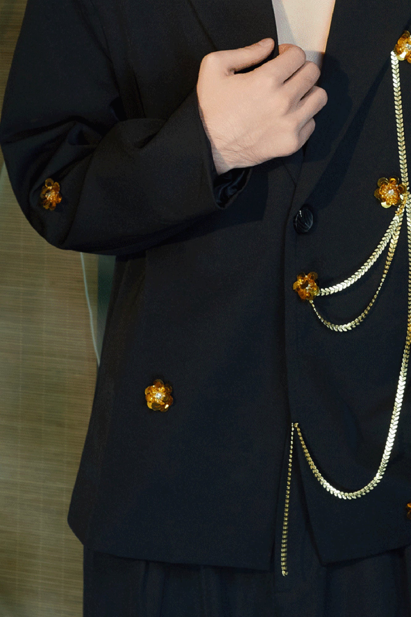 JIECHI Golden Bloom Chain Blazer