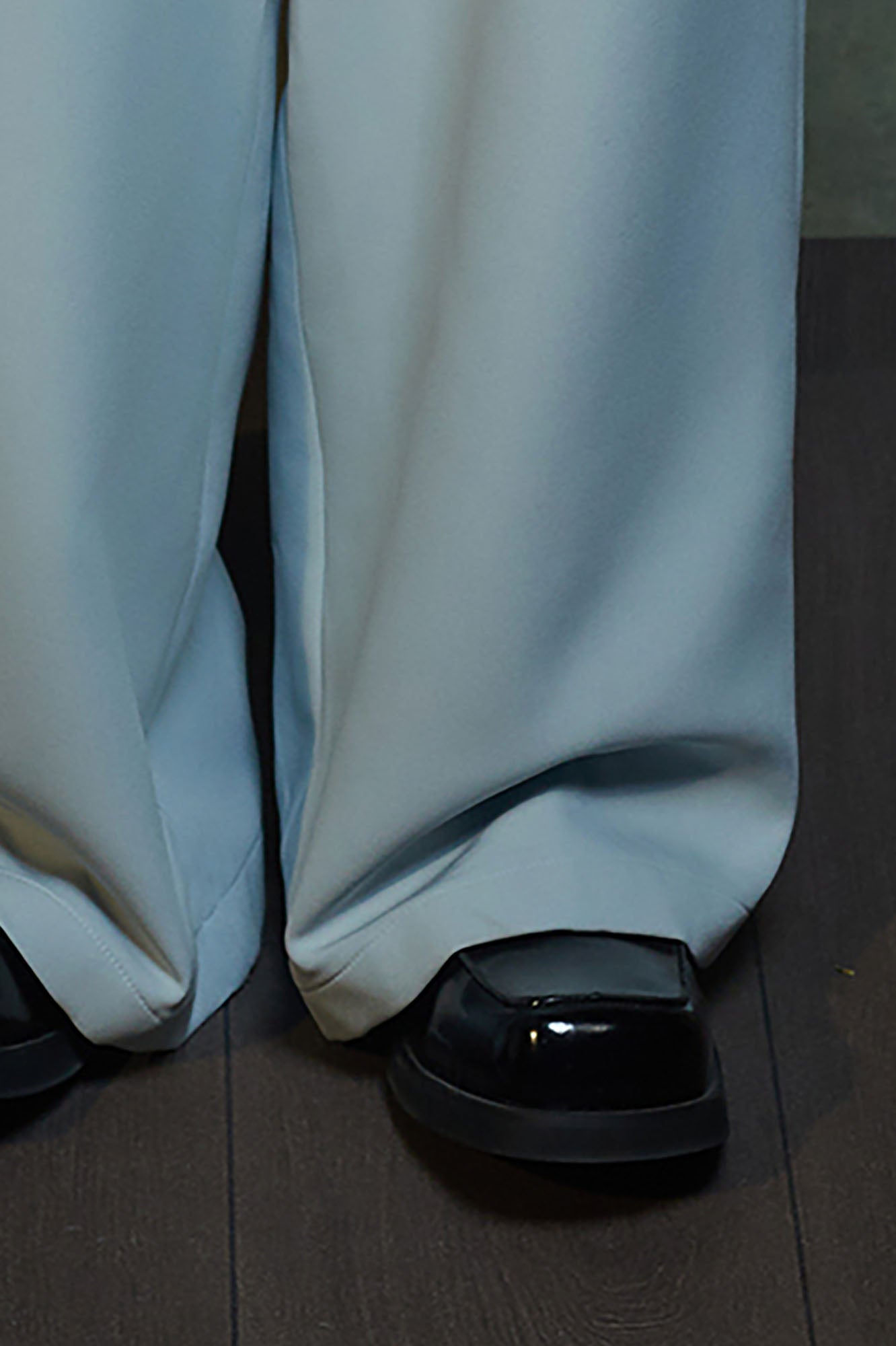 JIECHI Embellished Floral Pleated Straight-Leg Pants, premium urban and streetwear designers apparel on PROJECTISR.com, JIECHI