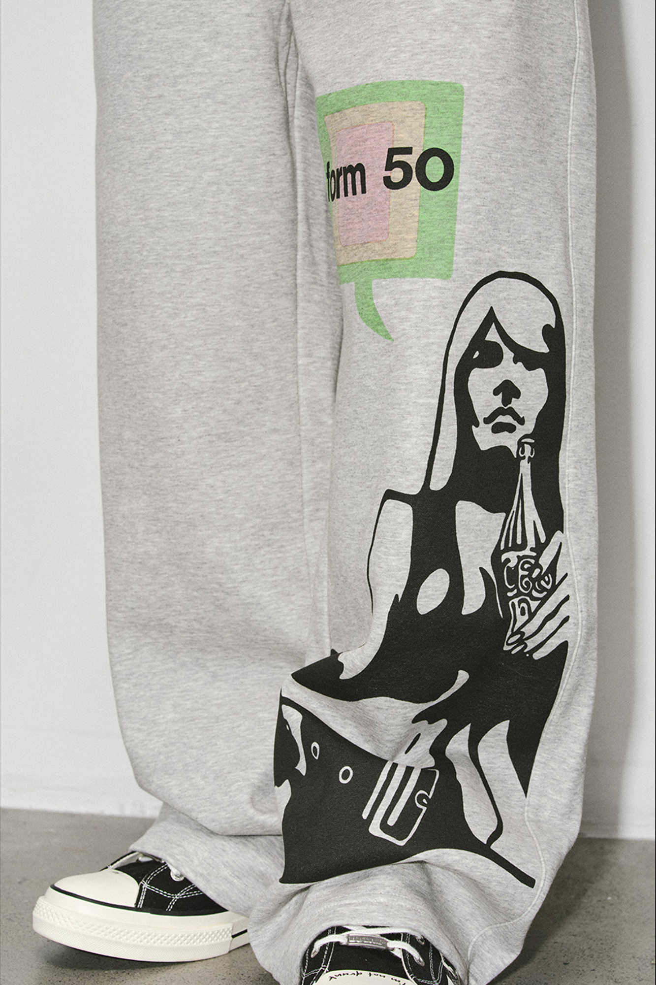 NOVACAM Portrait Graphic Curved Wide-Leg Sweatpants